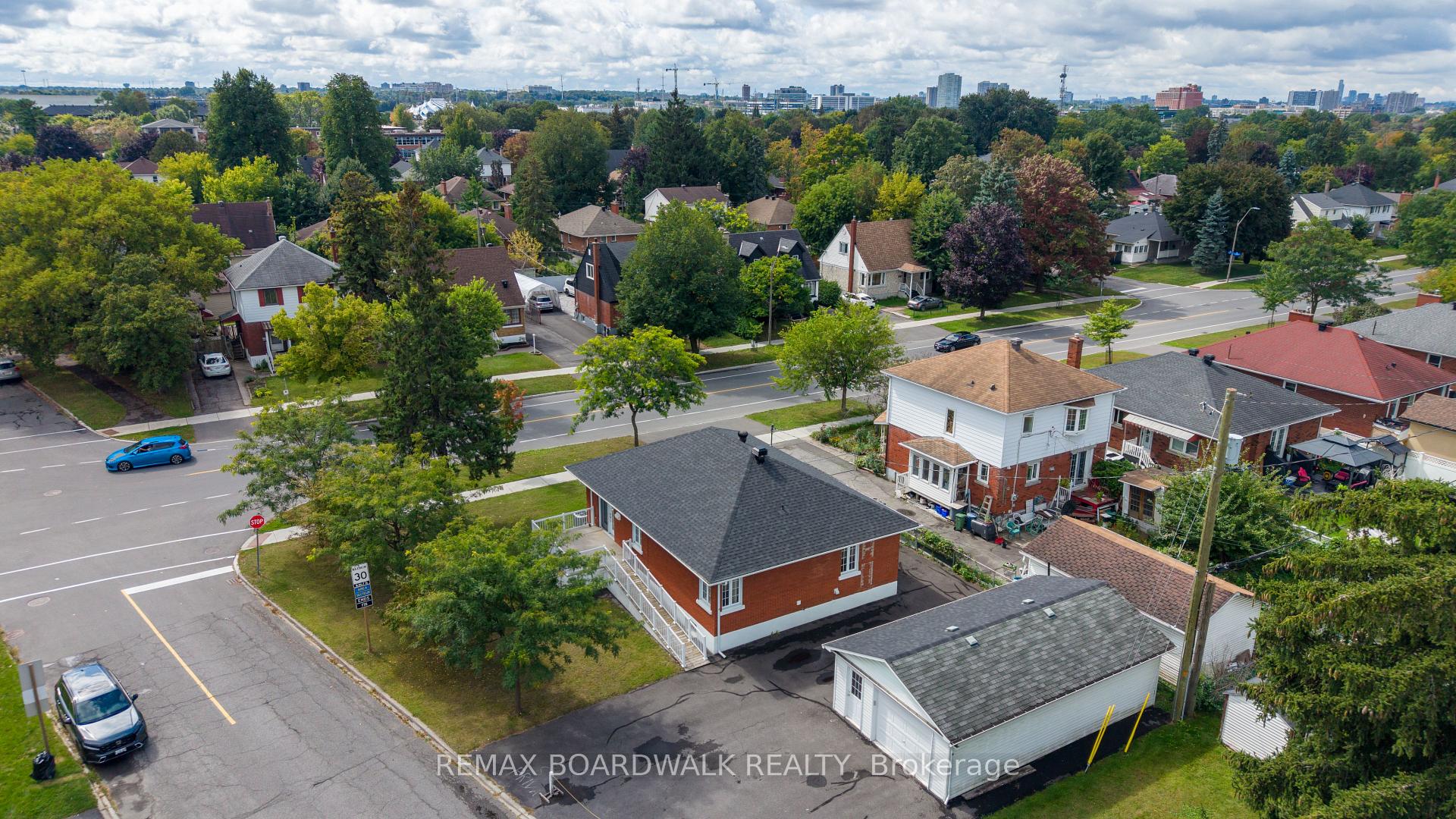 Photo 46 of 583 Donald Street, Ottawa, Overbrook/Castle Heights — HOMEH