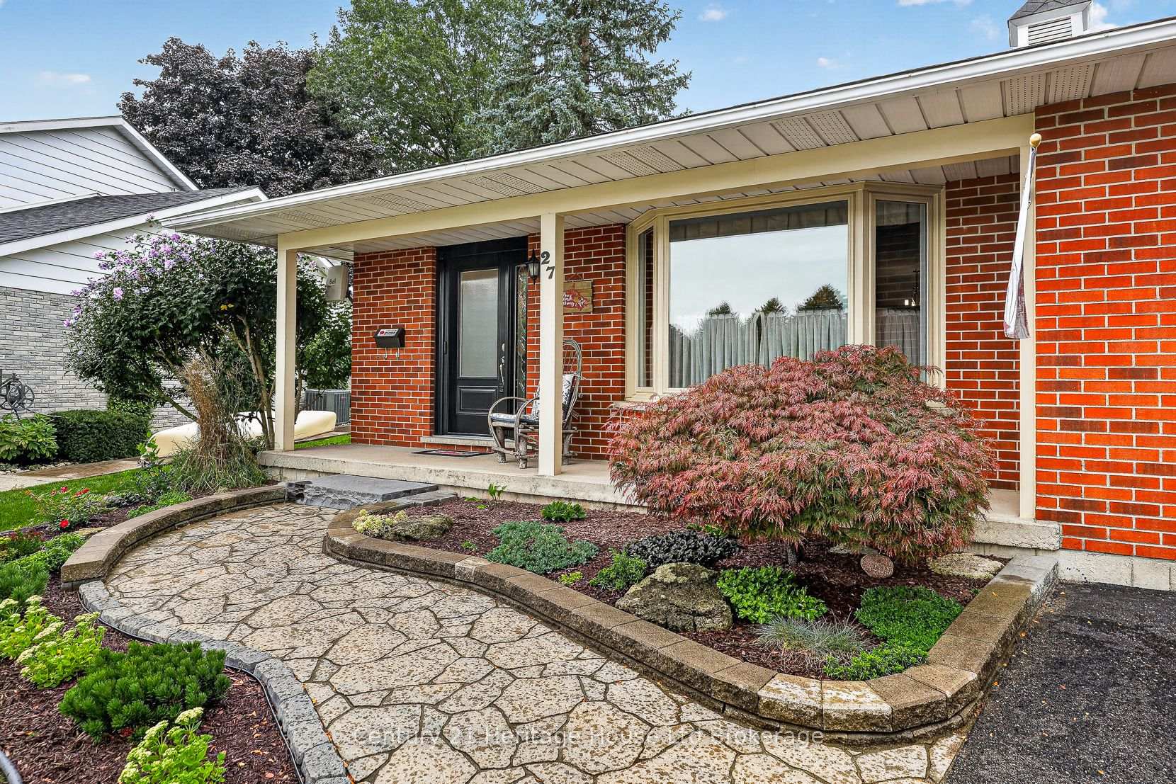 Photo 12 of 27 Silcox Place, Woodstock, Woodstock - North — HOMEH
