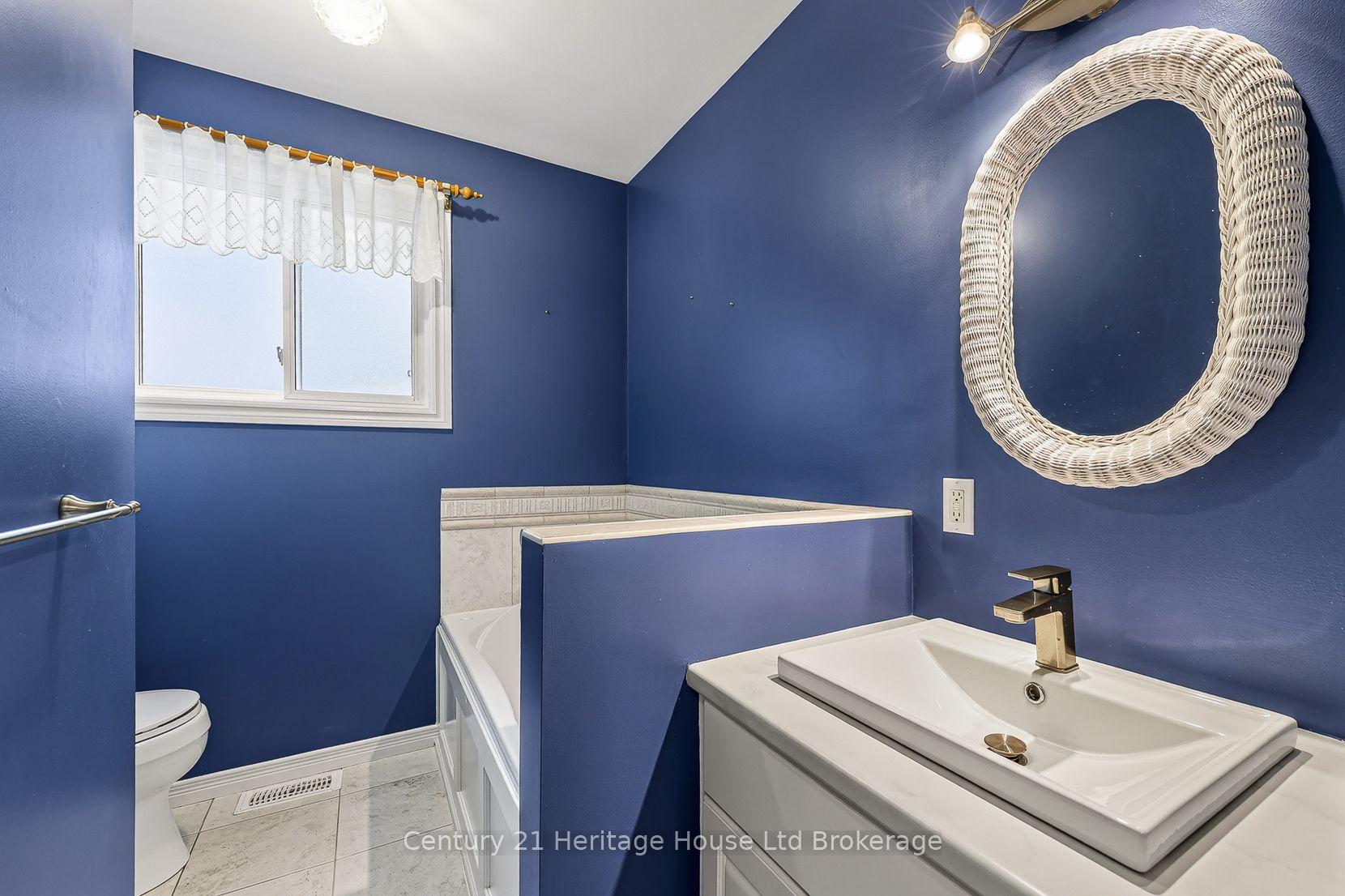 Photo 27 of 27 Silcox Place, Woodstock, Woodstock - North — HOMEH
