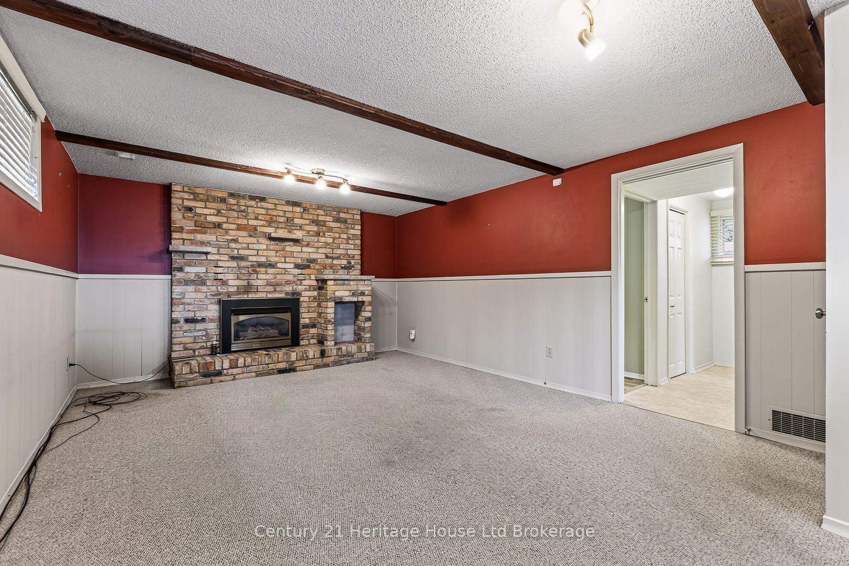 Photo 30 of 27 Silcox Place, Woodstock, Woodstock - North — HOMEH