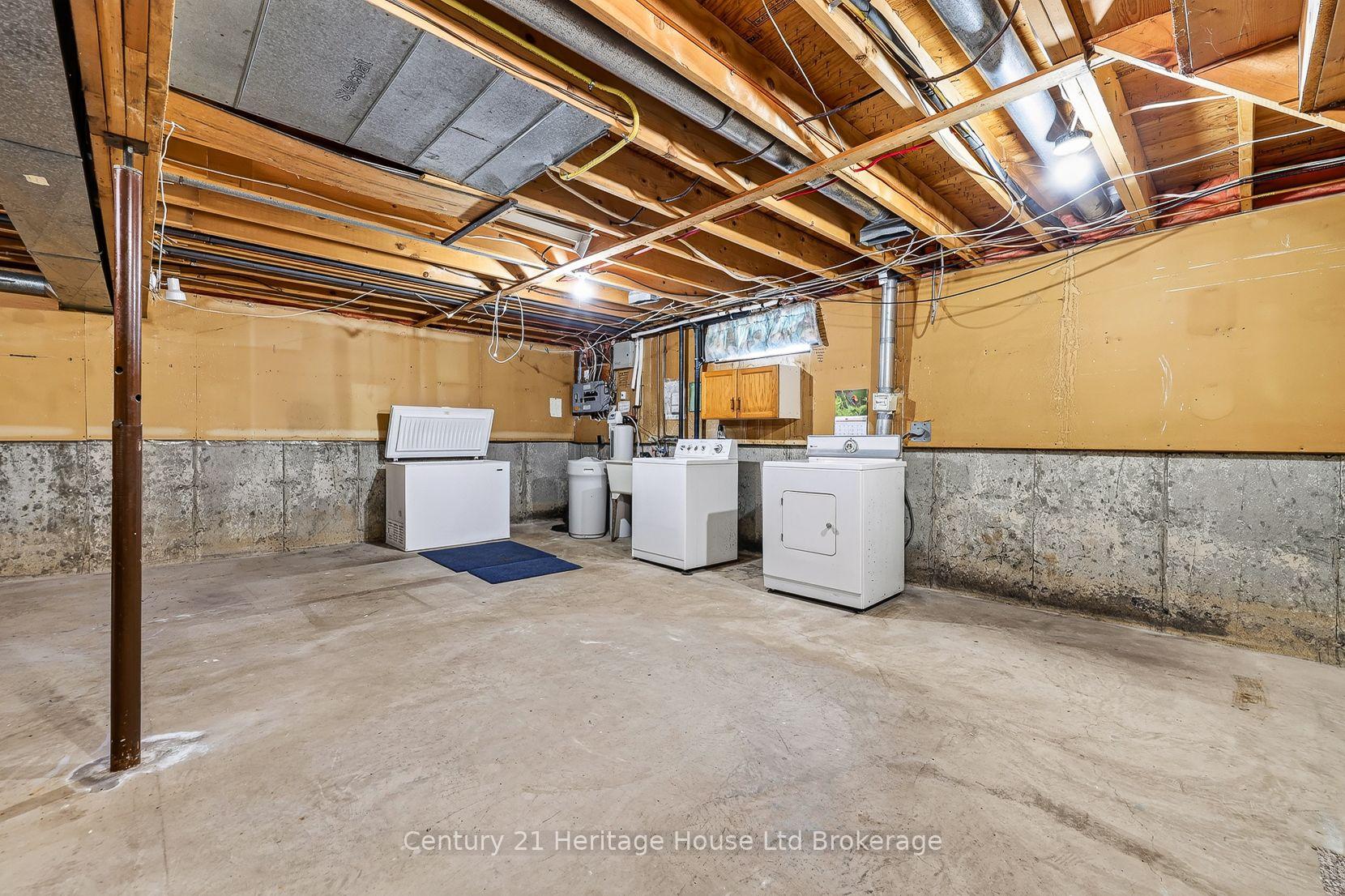 Photo 37 of 27 Silcox Place, Woodstock, Woodstock - North — HOMEH