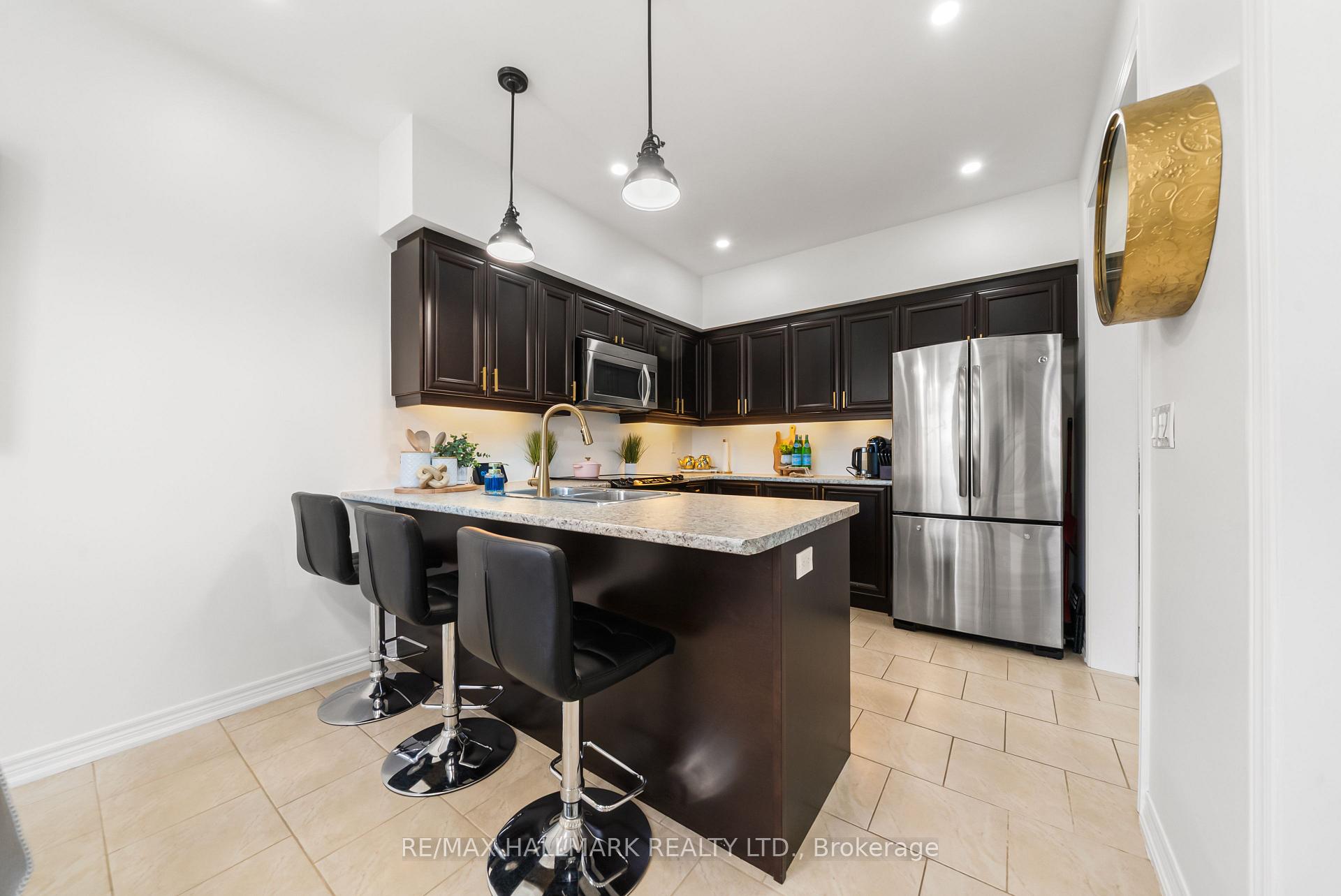 Photo 11 of 152 Mcdonald Crescent, Clarington, Newcastle — HOMEH