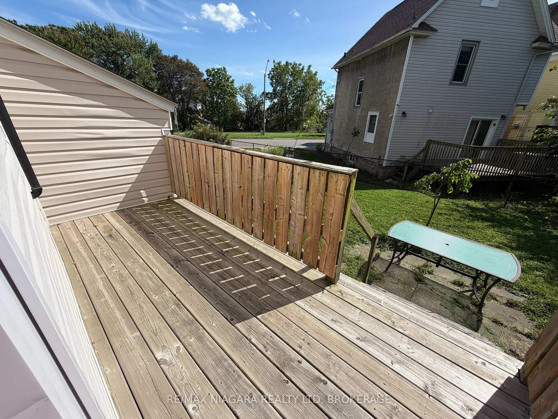 Photo 14 of 4712 Cookman Crescent, Niagara Falls, Downtown — HOMEH