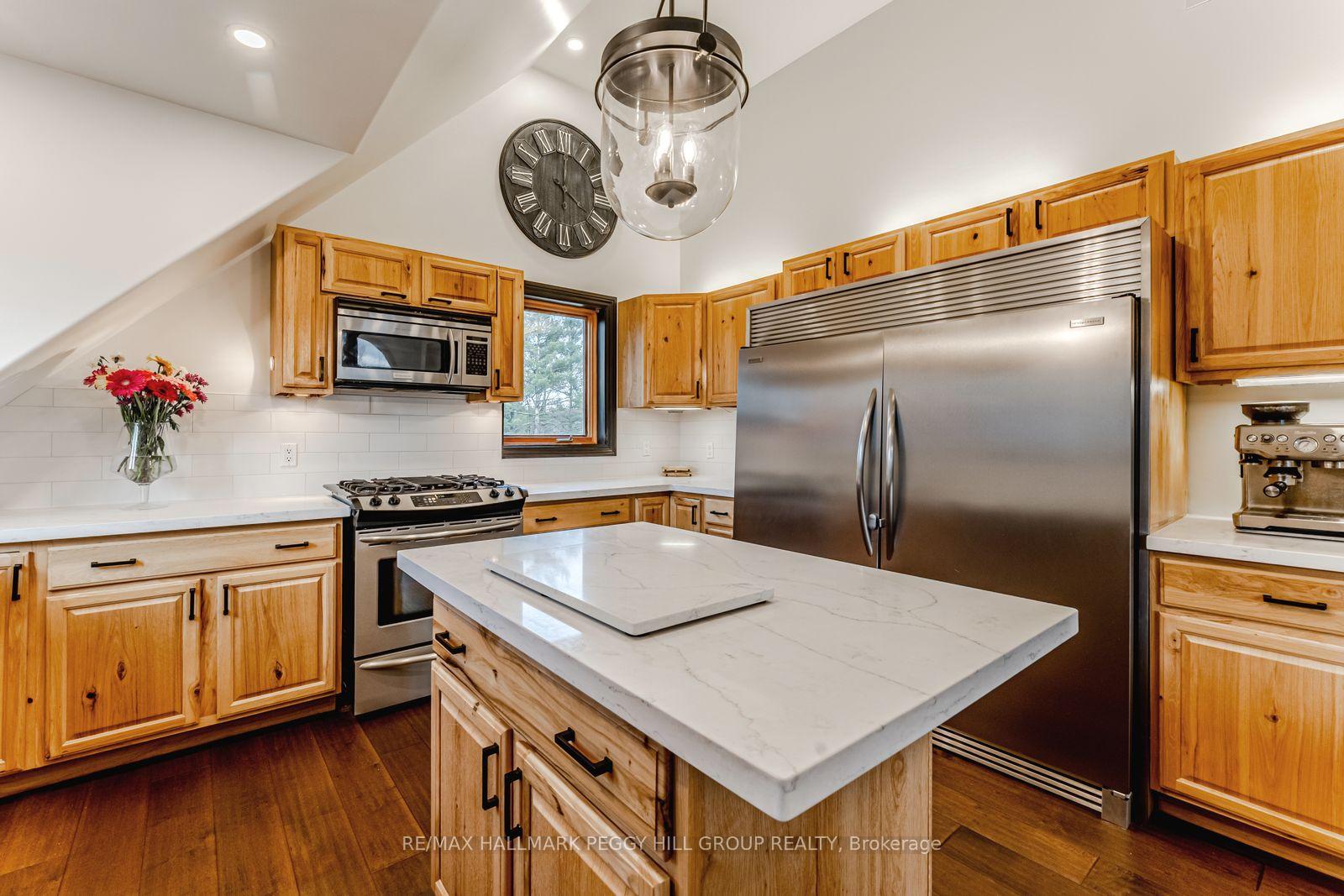 Photo 6 of 2504 Fairgrounds Road, Ramara, Rural Ramara — HOMEH