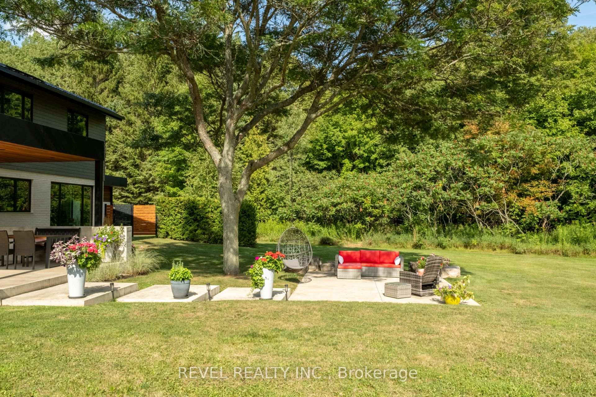 Photo 35 of 15 Caledon Mountain Drive, Caledon, Rural Caledon — HOMEH