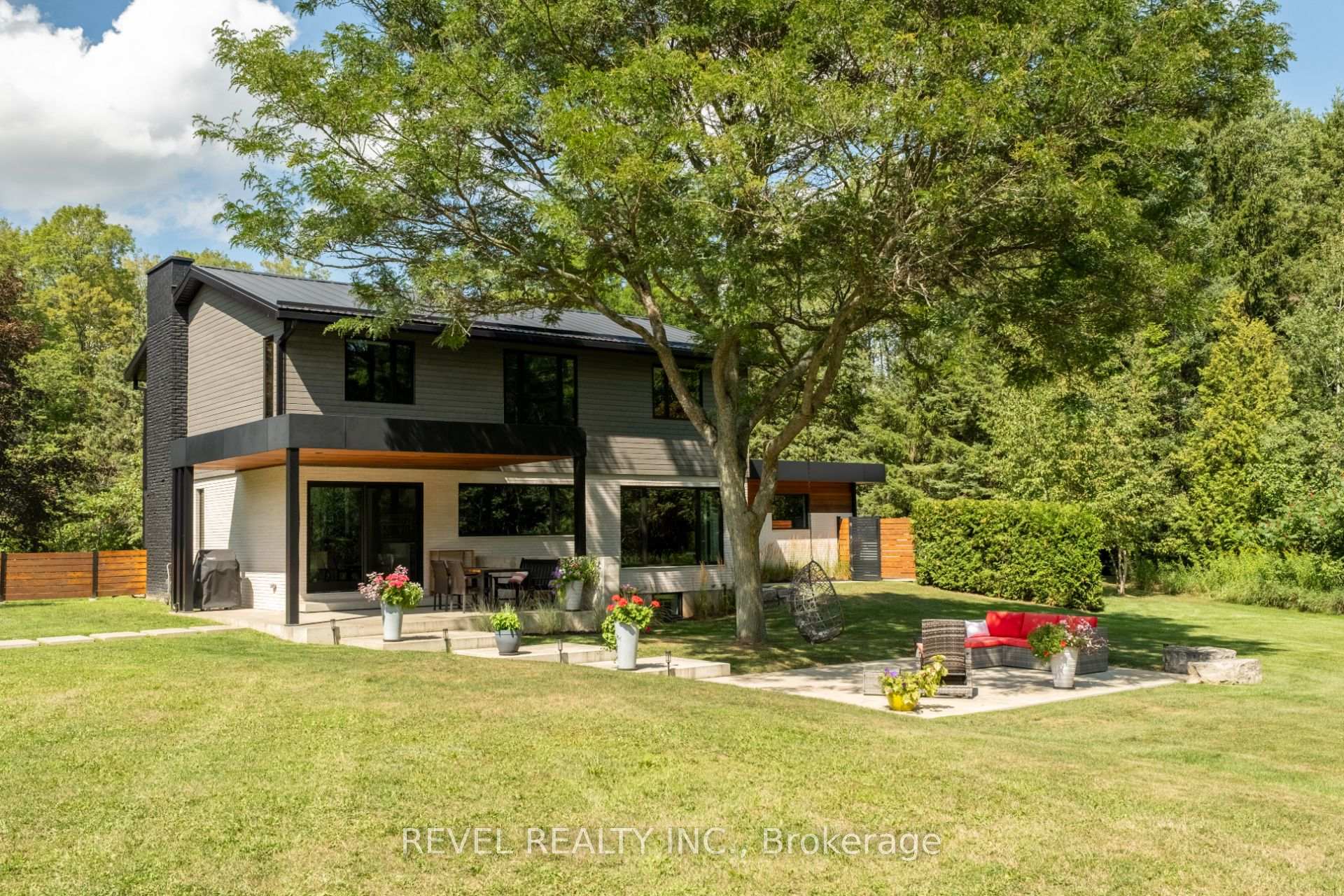Photo 37 of 15 Caledon Mountain Drive, Caledon, Rural Caledon — HOMEH
