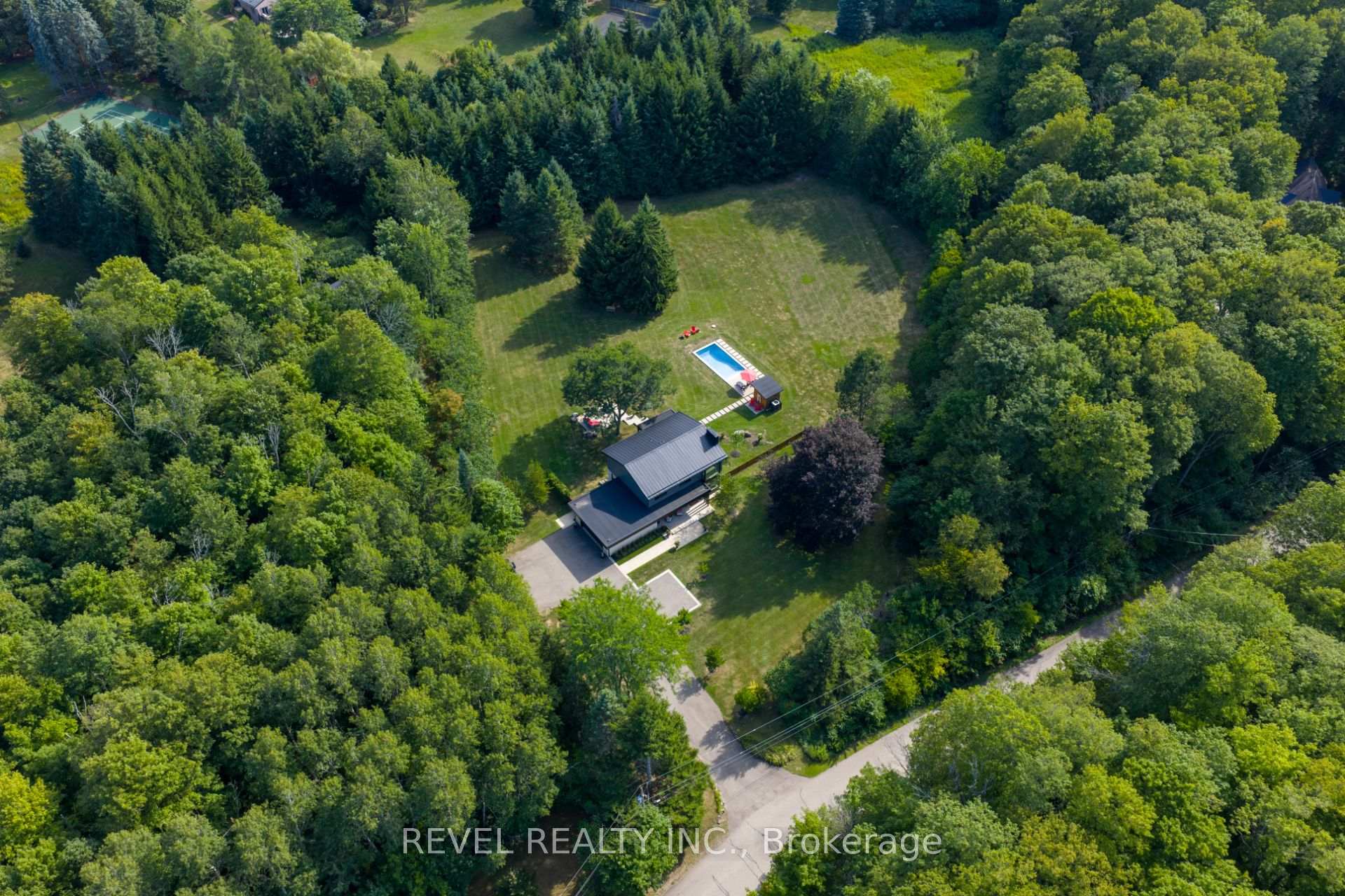 Photo 48 of 15 Caledon Mountain Drive, Caledon, Rural Caledon — HOMEH