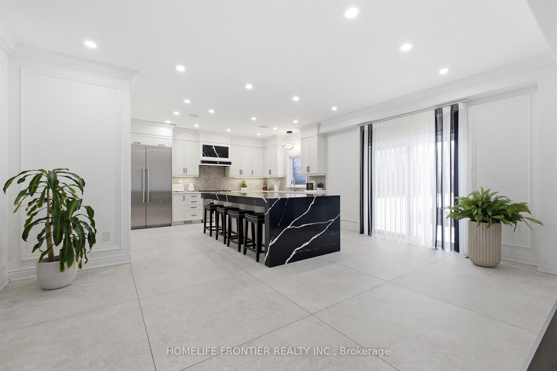 Photo 14 of 1195 Shore Acres Drive, Innisfil, Gilford — HOMEH