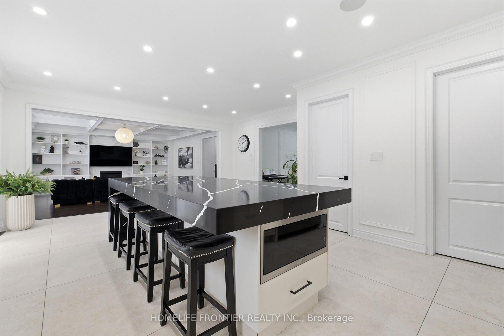 Photo 18 of 1195 Shore Acres Drive, Innisfil, Gilford — HOMEH
