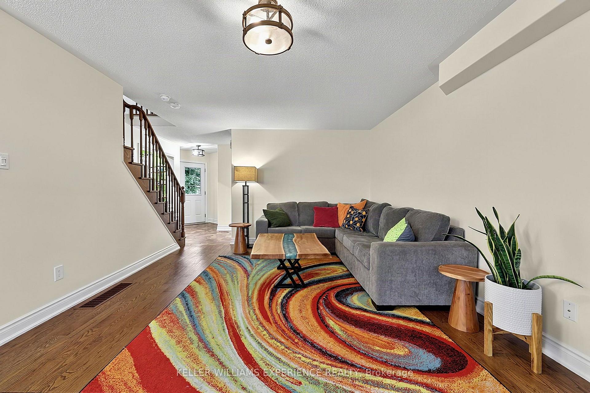 Photo 17 of 30 Nash Avenue, Springwater, Elmvale — HOMEH