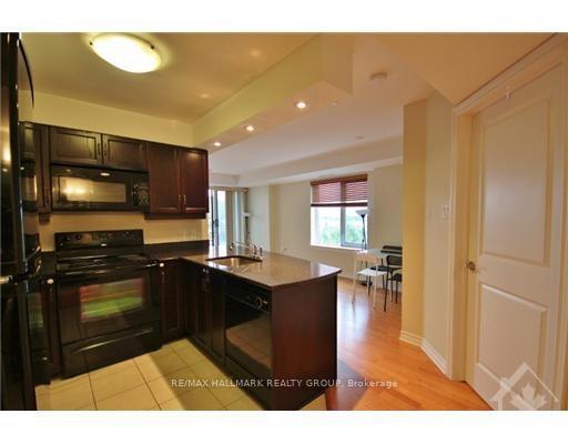 Photo 4 of Unit 407, 314 Central Park Drive, Ottawa, Central Park — HOMEH