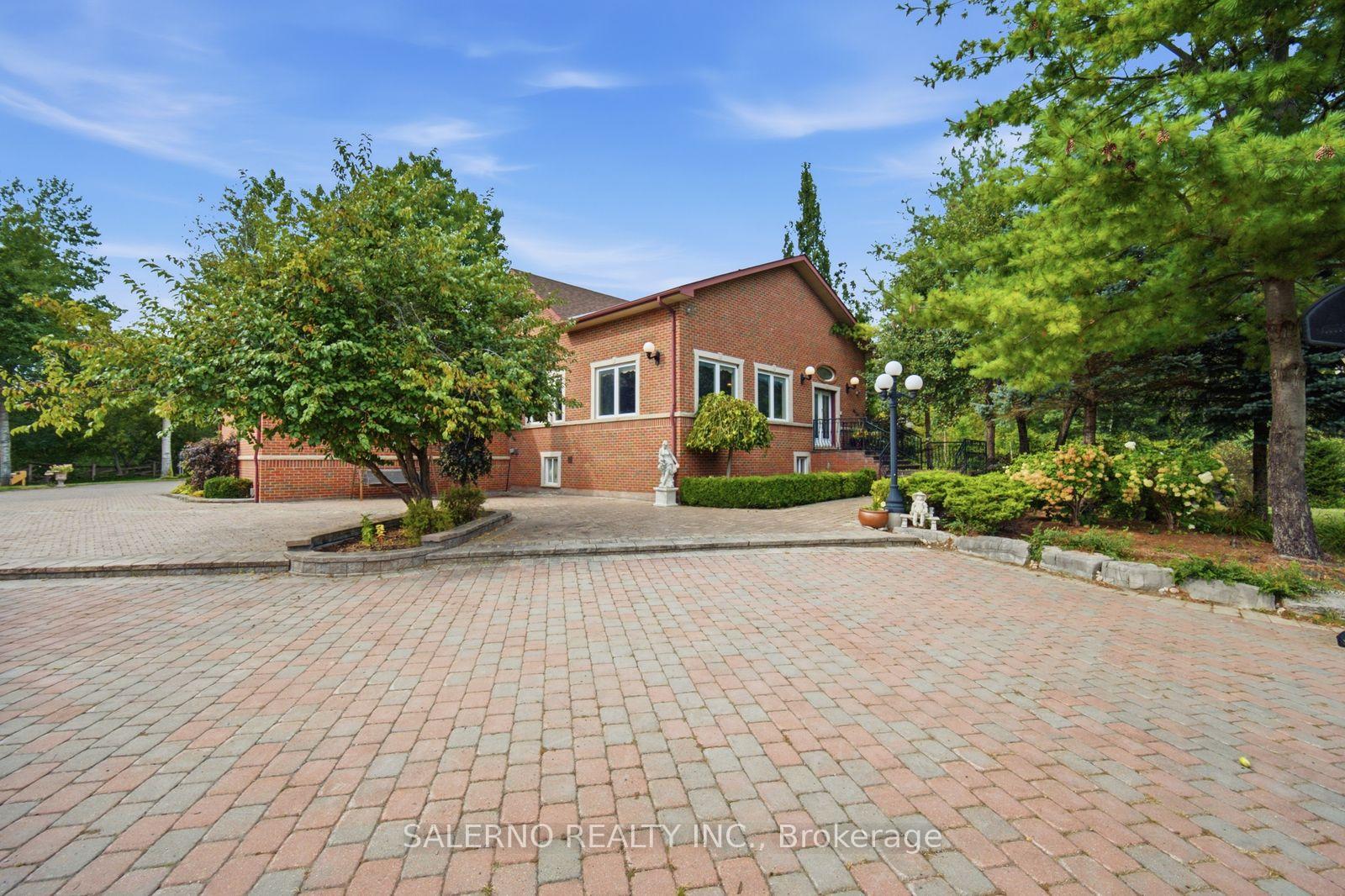 Photo 4 of 48 Aird Court, Georgina, Baldwin — HOMEH