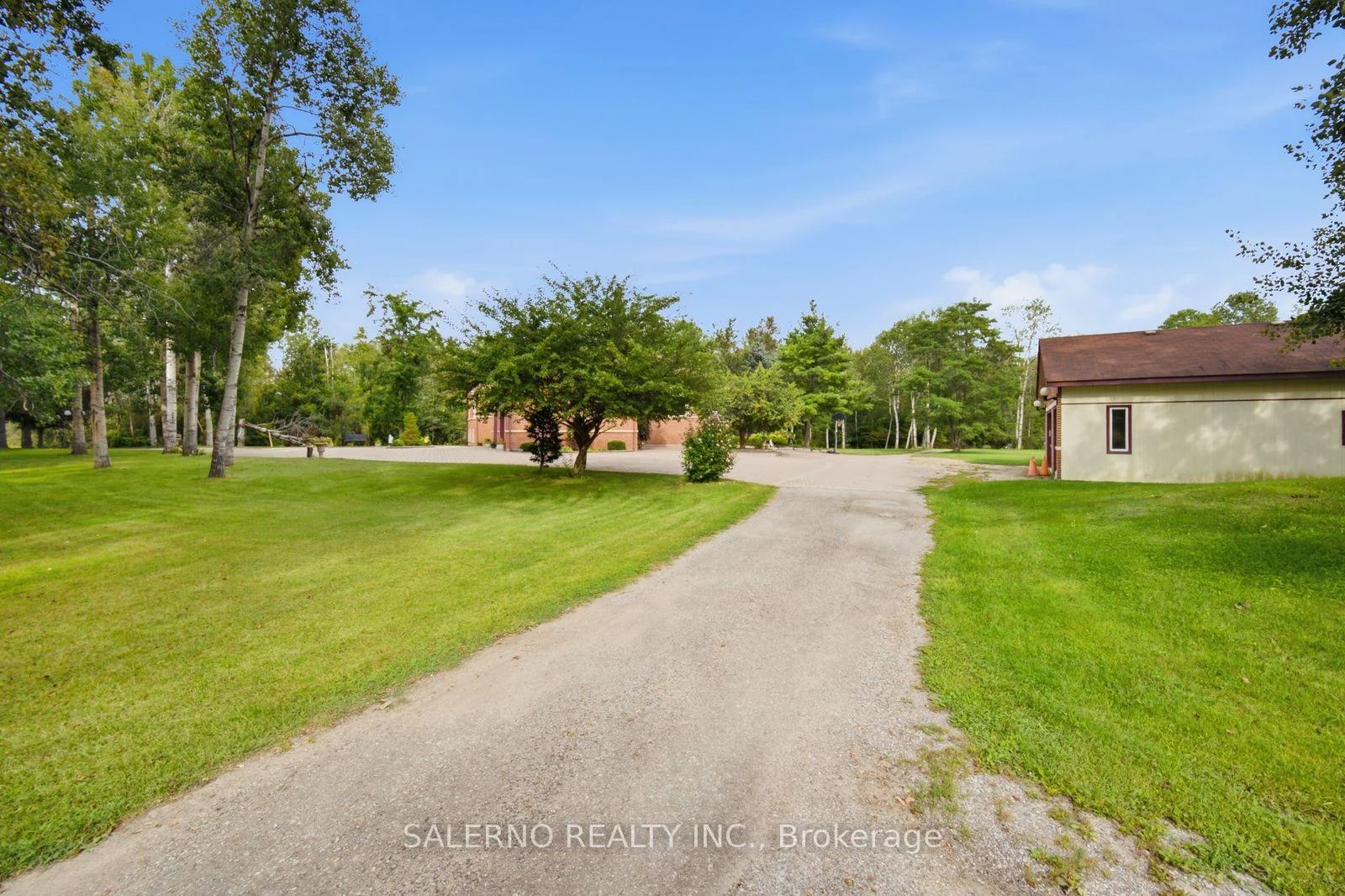 Photo 9 of 48 Aird Court, Georgina, Baldwin — HOMEH