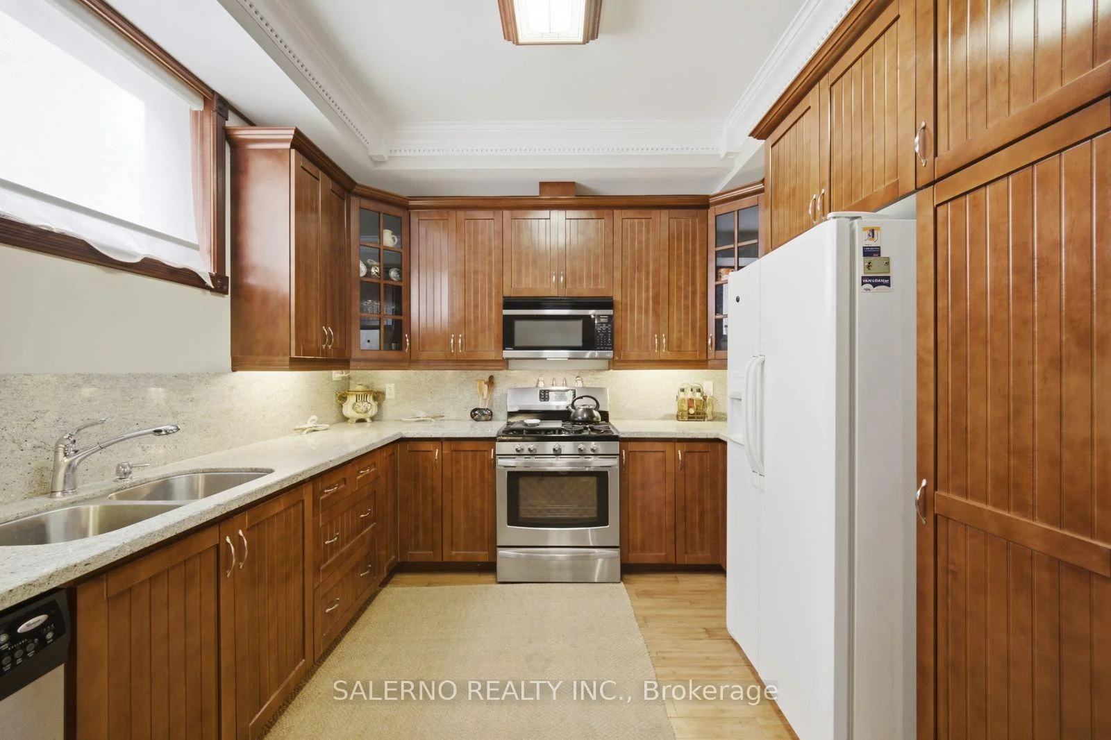 Photo 32 of 48 Aird Court, Georgina, Baldwin — HOMEH