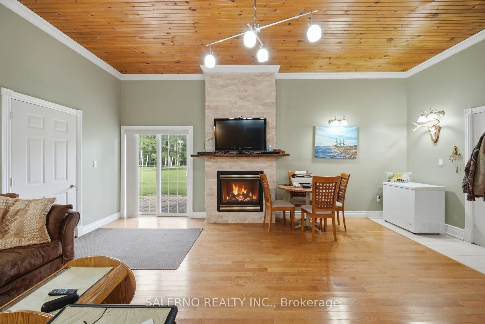 Photo 48 of 48 Aird Court, Georgina, Baldwin — HOMEH