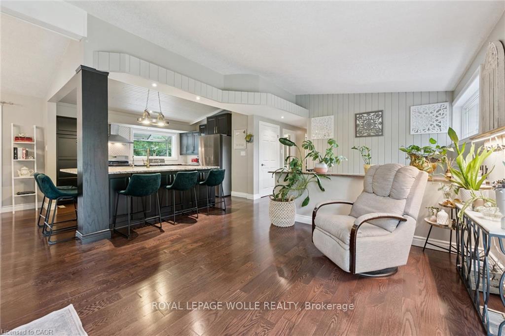 Photo 9 of 100 Forest Hill Drive, Kitchener, Meinzinger — HOMEH