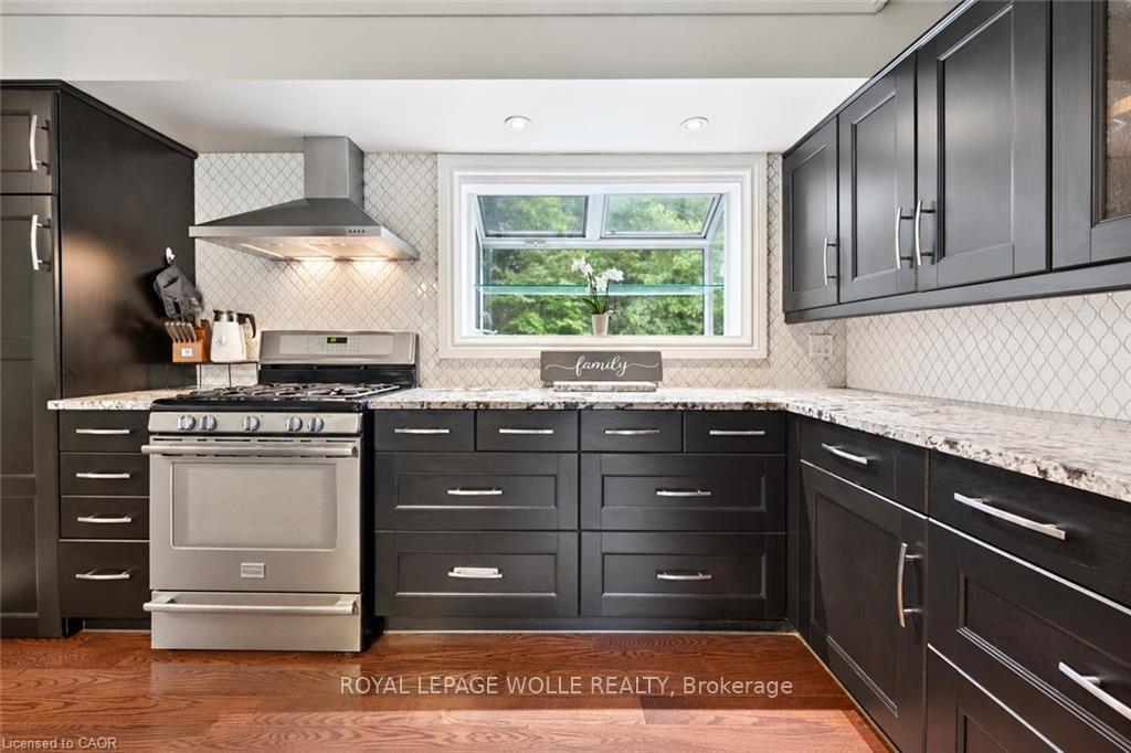 Photo 13 of 100 Forest Hill Drive, Kitchener, Meinzinger — HOMEH