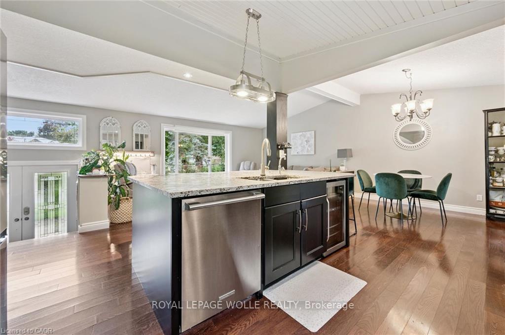 Photo 14 of 100 Forest Hill Drive, Kitchener, Meinzinger — HOMEH