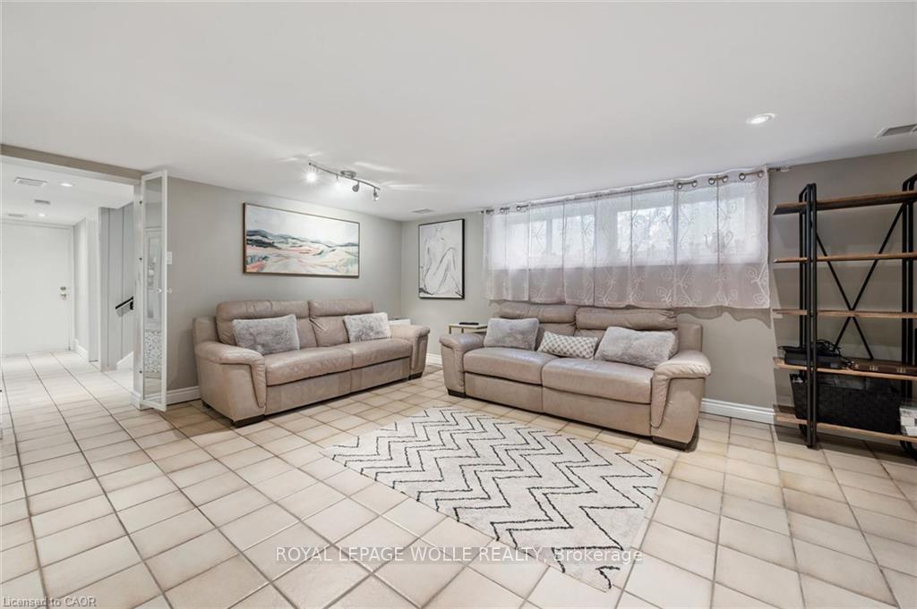 Photo 27 of 100 Forest Hill Drive, Kitchener, Meinzinger — HOMEH