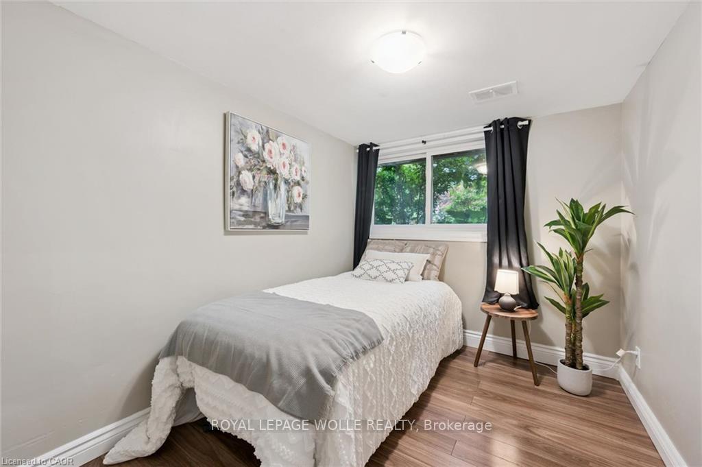 Photo 31 of 100 Forest Hill Drive, Kitchener, Meinzinger — HOMEH