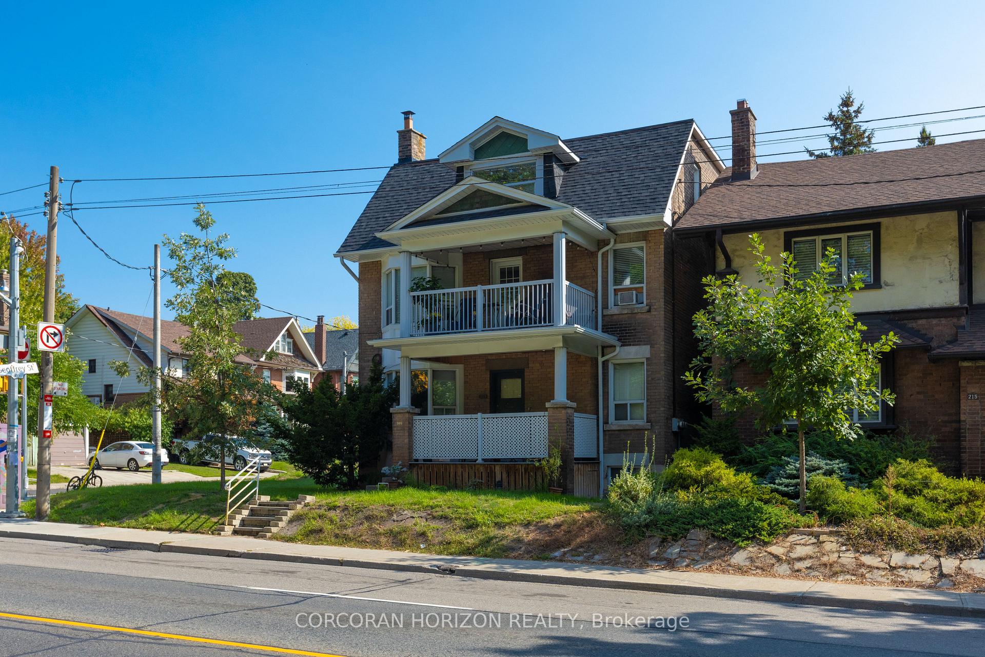 Photo 2 of 355 Parkside Drive, Toronto, High Park-Swansea — HOMEH