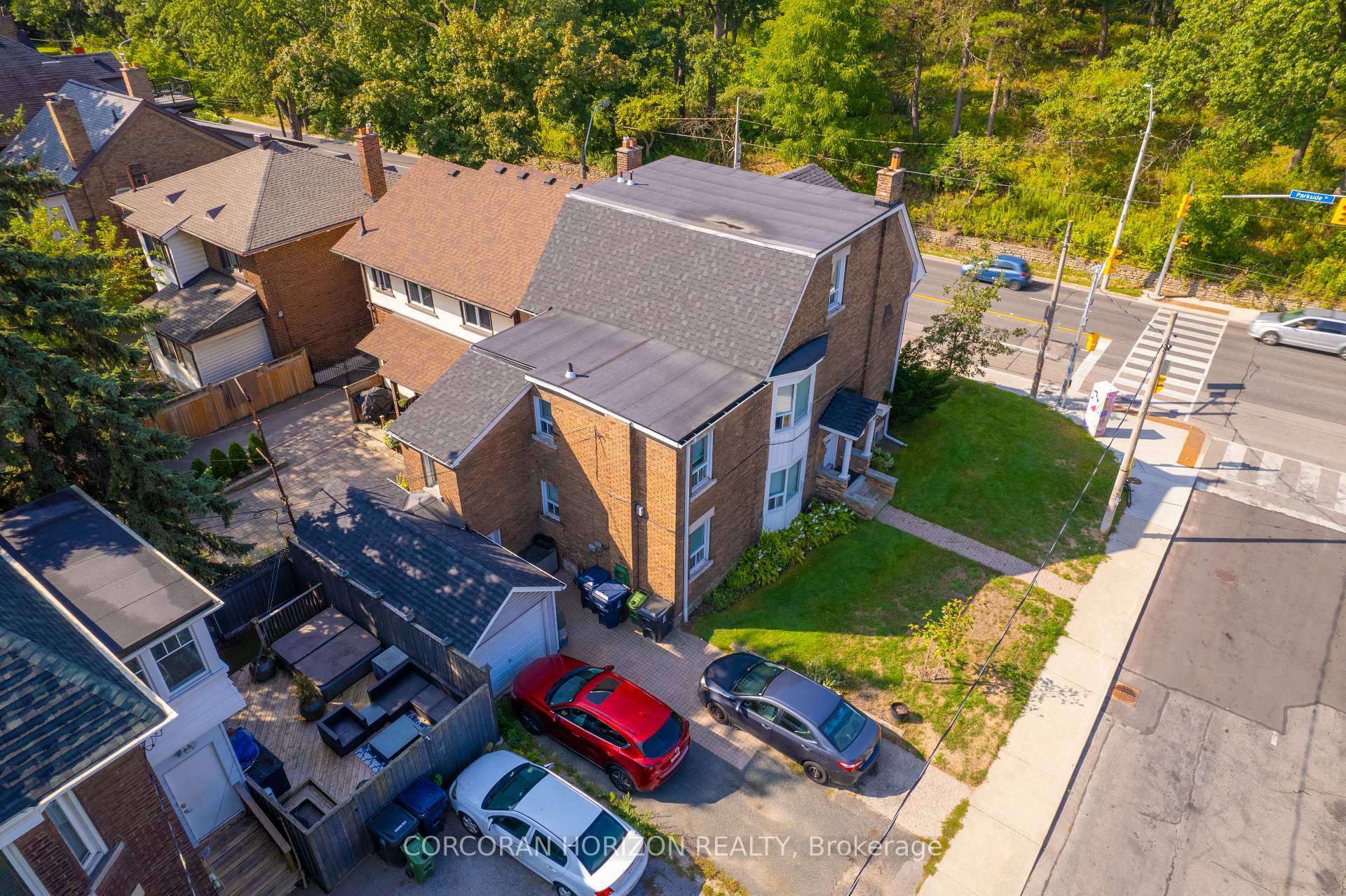 Photo 43 of 355 Parkside Drive, Toronto, High Park-Swansea — HOMEH