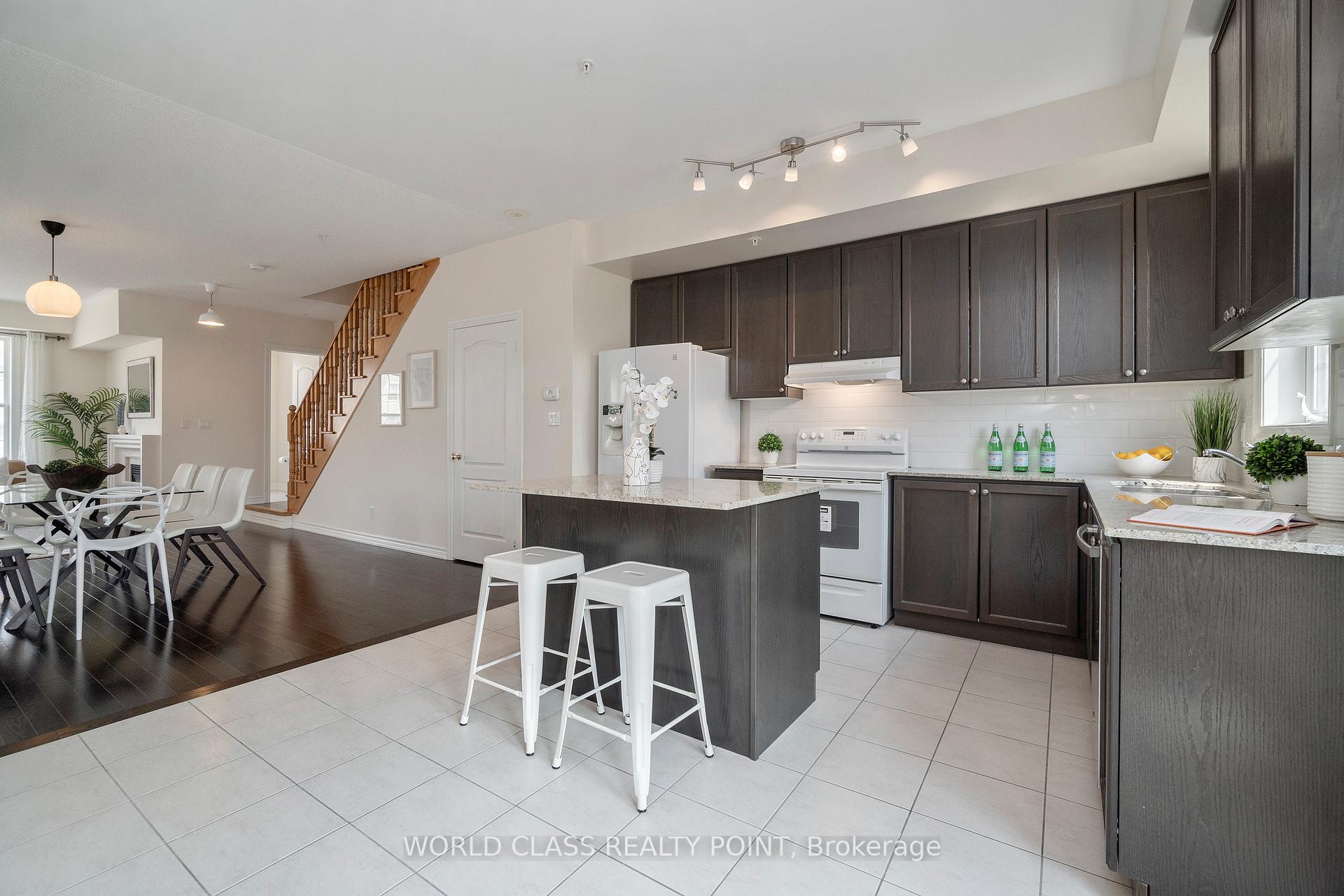 Photo 13 of 73 Cathedral High Street, Markham, Cathedraltown — HOMEH