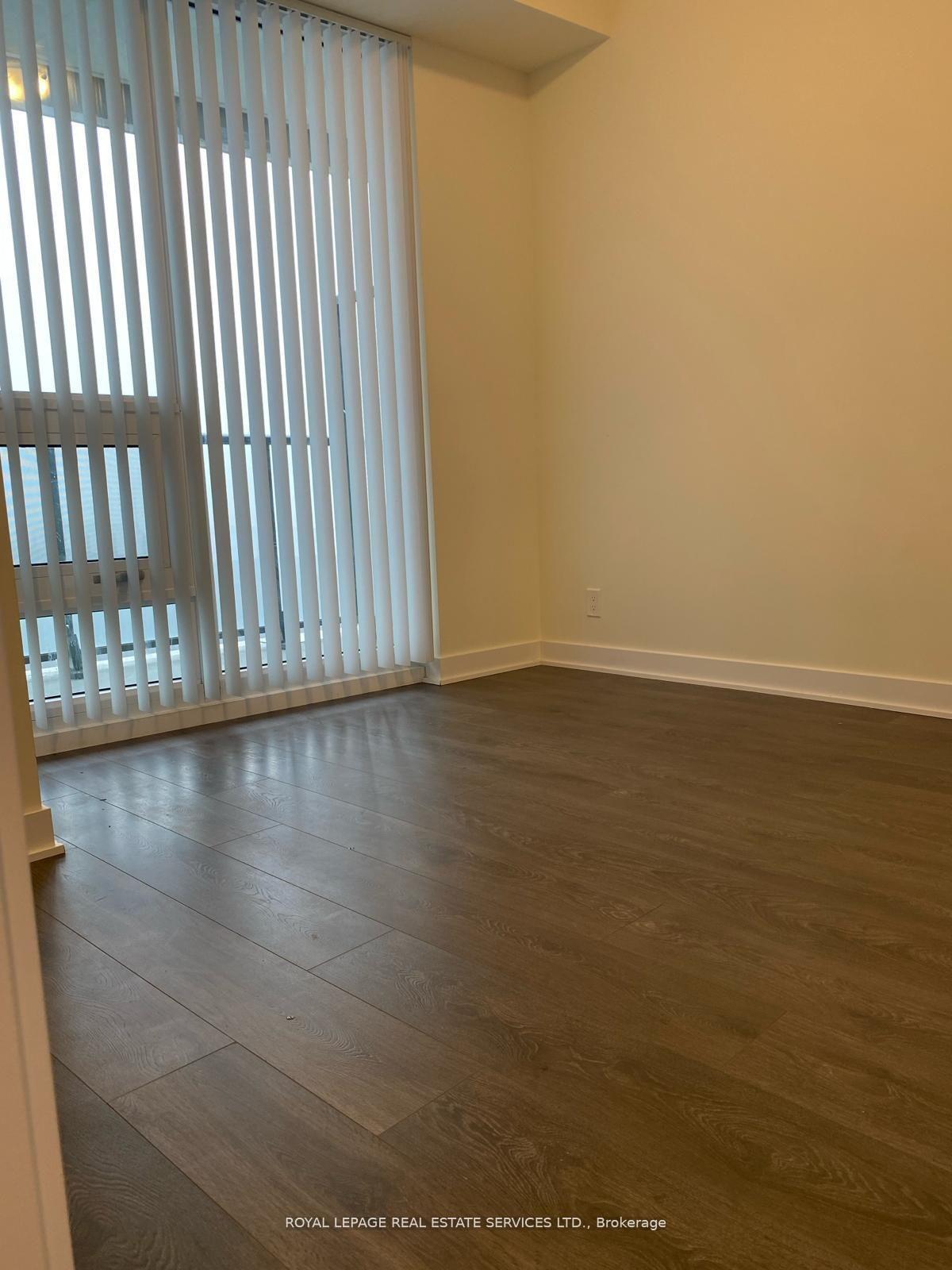 Photo 4 of Unit 2107, 2221 Yonge Street, Toronto, Mount Pleasant West — HOMEH