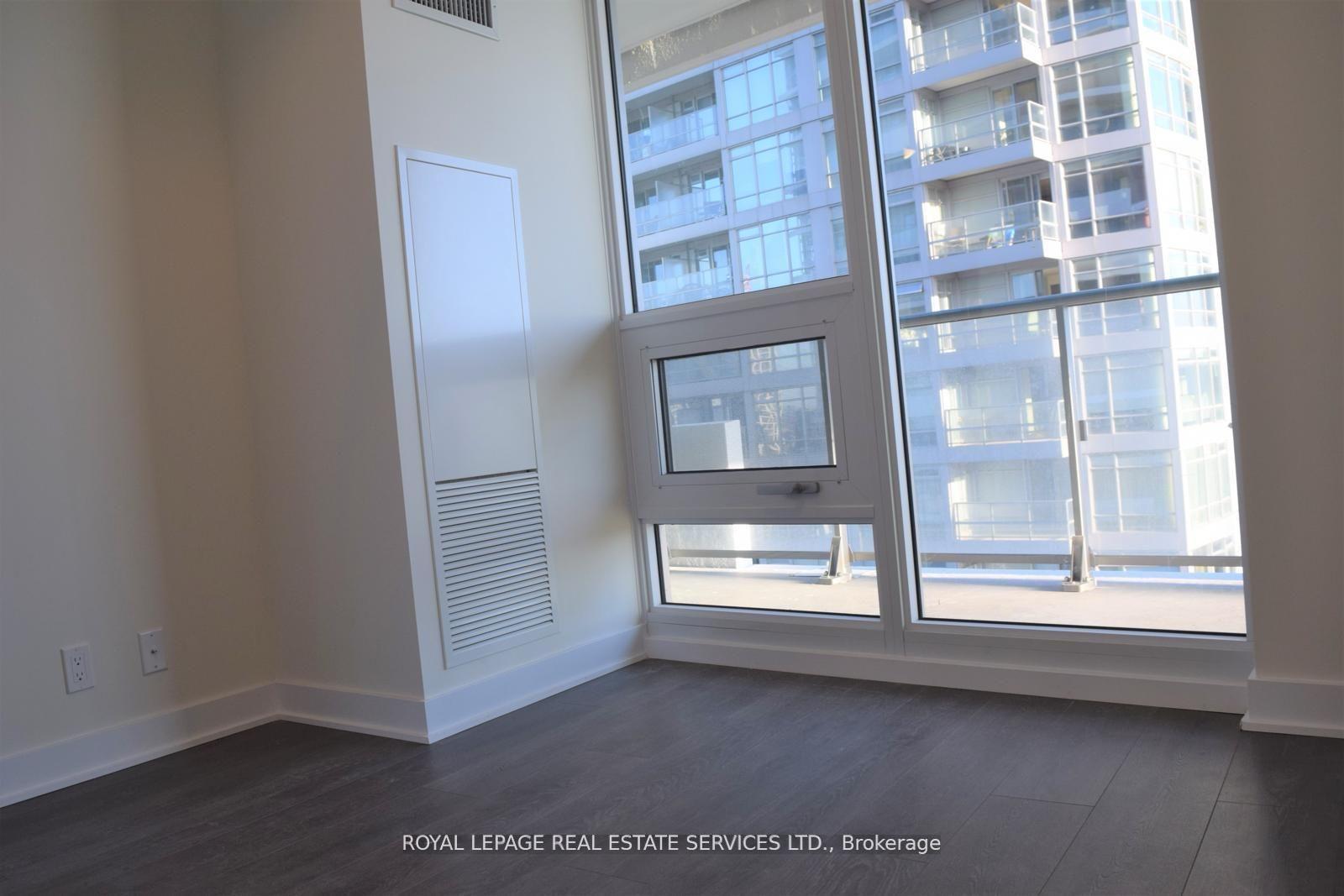 Photo 7 of Unit 2107, 2221 Yonge Street, Toronto, Mount Pleasant West — HOMEH