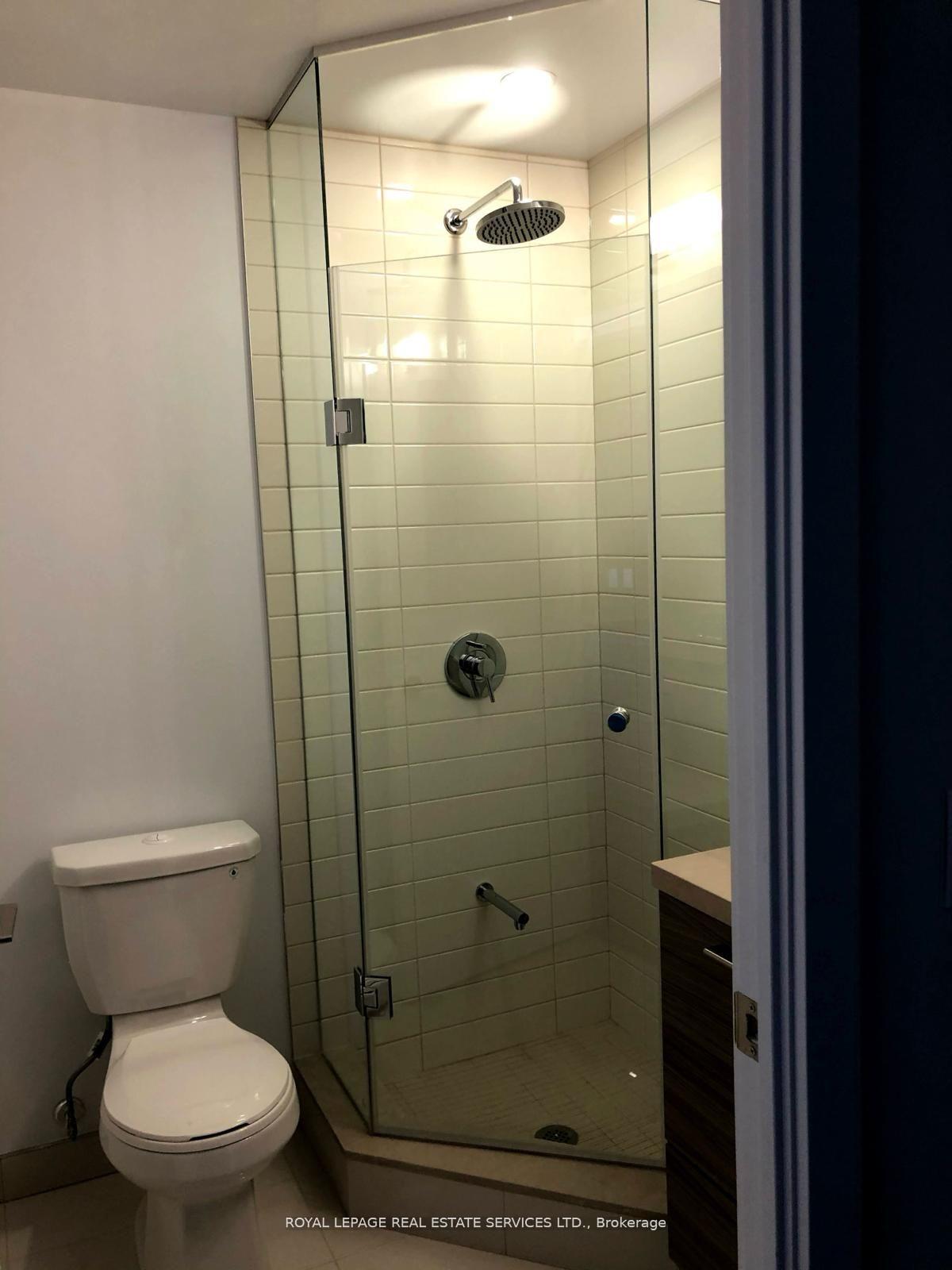 Photo 9 of Unit 2107, 2221 Yonge Street, Toronto, Mount Pleasant West — HOMEH