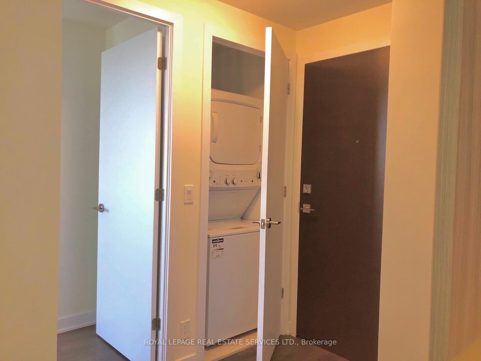 Photo 10 of Unit 2107, 2221 Yonge Street, Toronto, Mount Pleasant West — HOMEH