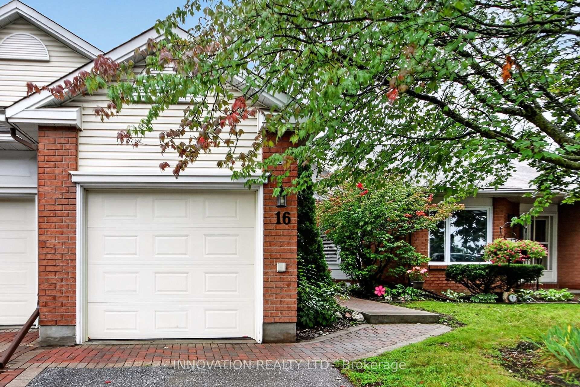 Photo of 16 Heather Glen Court