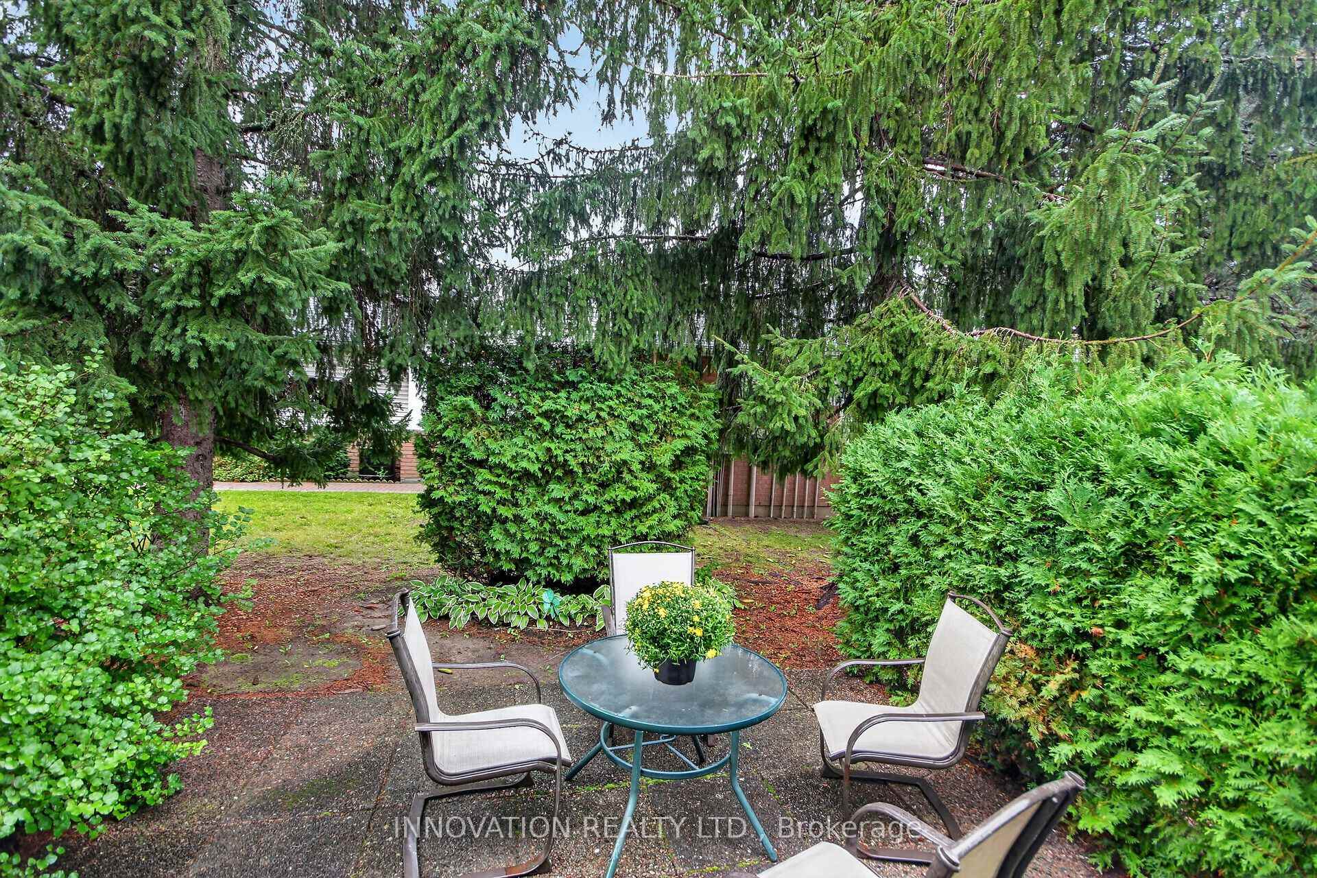Photo 4 of 16 Heather Glen Court, Ottawa, Stittsville (Central) — HOMEH