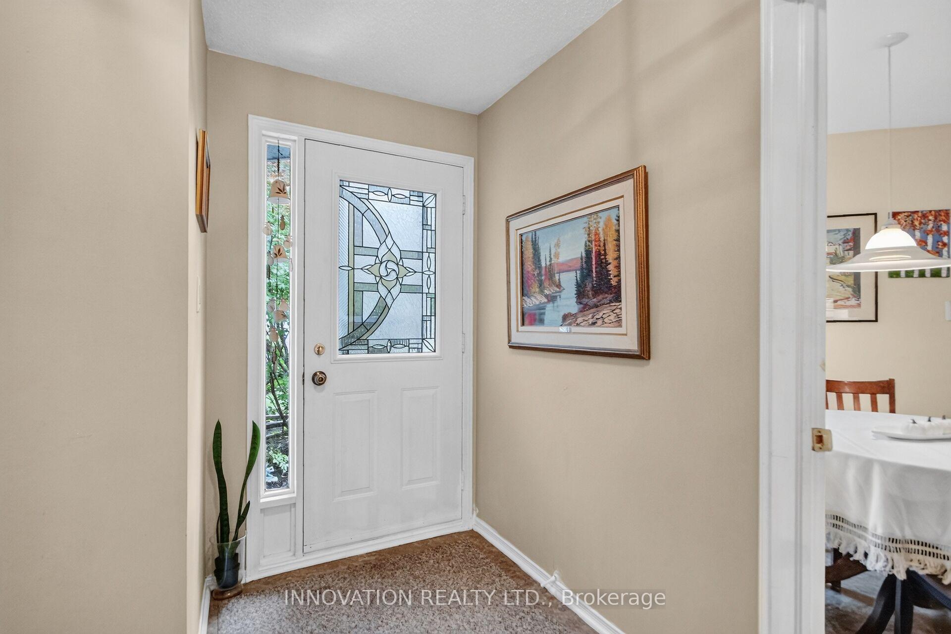 Photo 7 of 16 Heather Glen Court, Ottawa, Stittsville (Central) — HOMEH