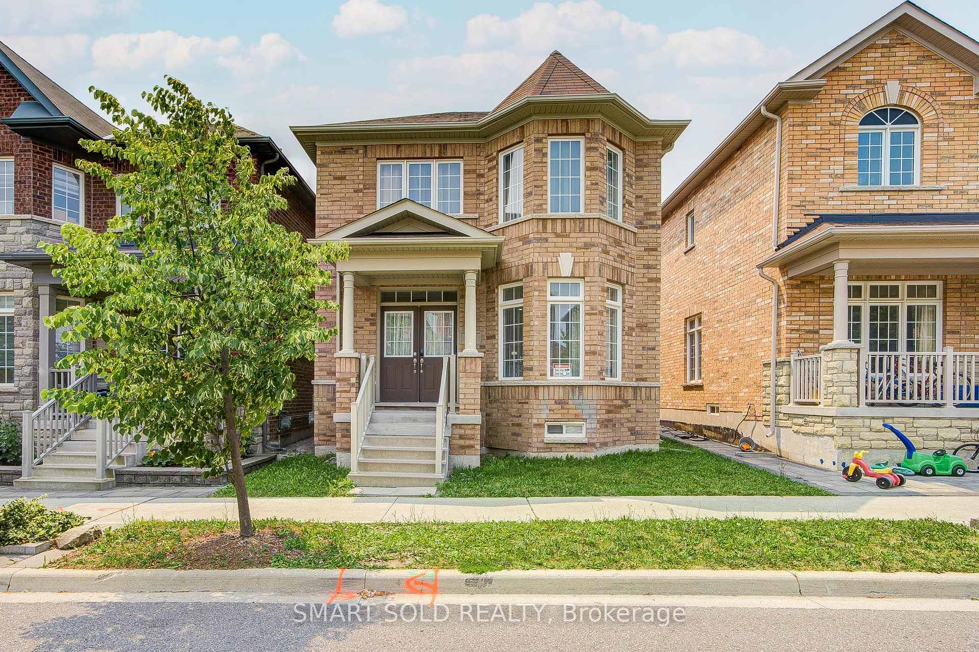 Photo 2 of 9 Portia Street, Markham, Cornell — HOMEH