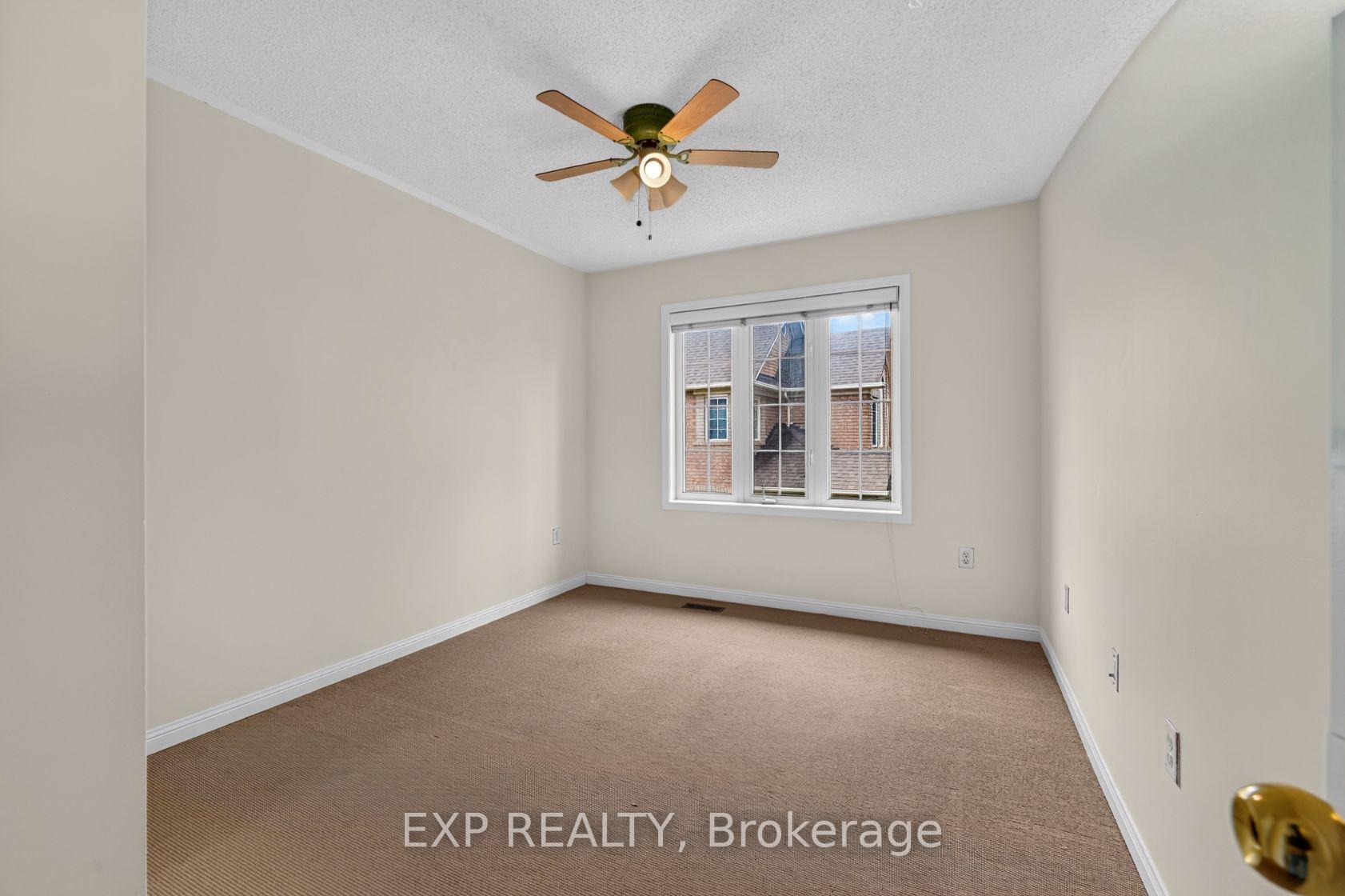 Photo 17 of 34 Cogswell Crescent N, Brampton, Vales of Castlemore — HOMEH