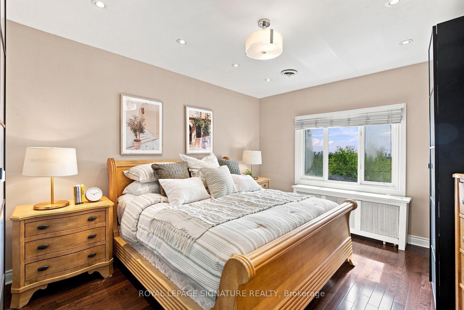 Photo 18 of 35 Regal Road, Toronto, Wychwood — HOMEH