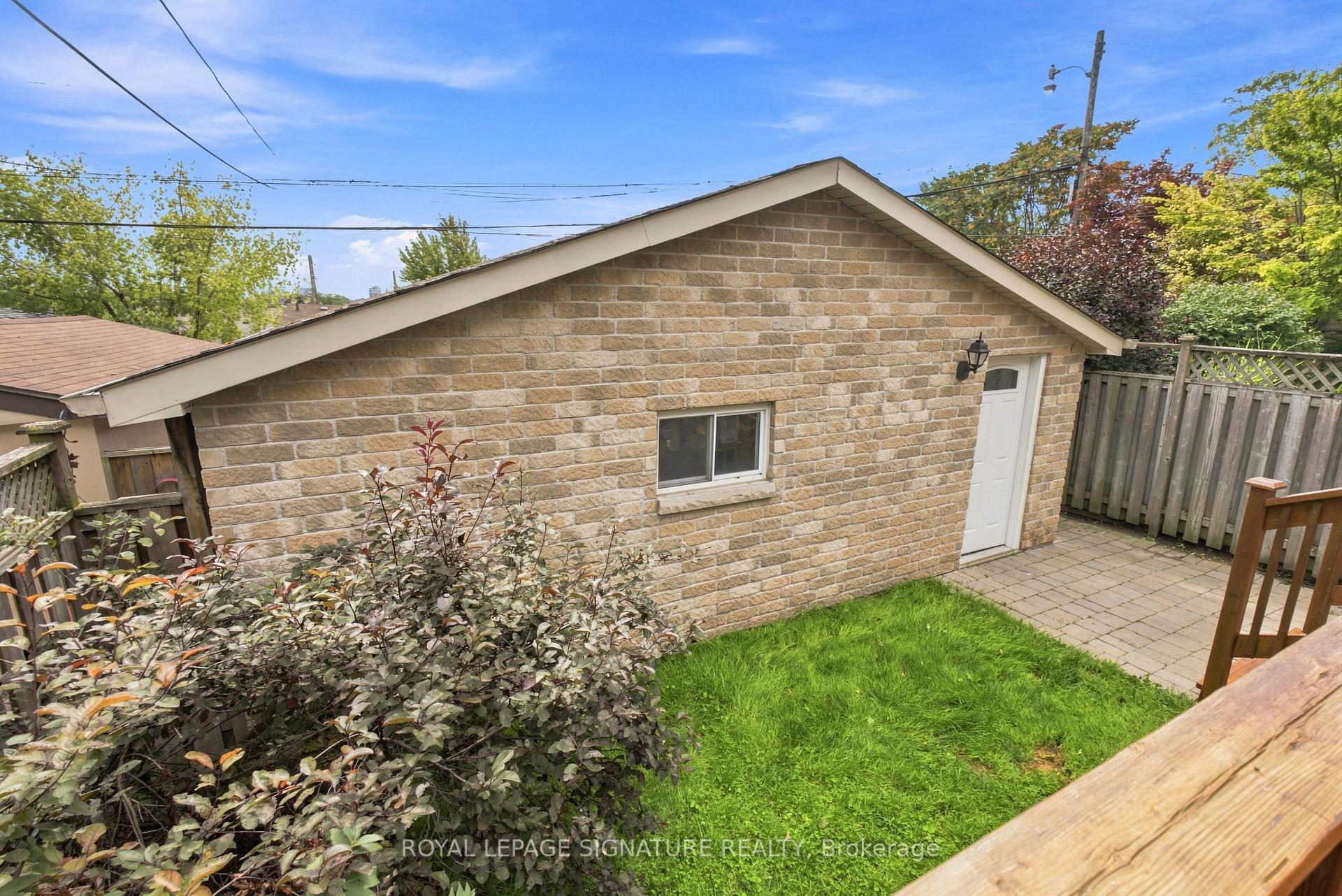 Photo 30 of 35 Regal Road, Toronto, Wychwood — HOMEH