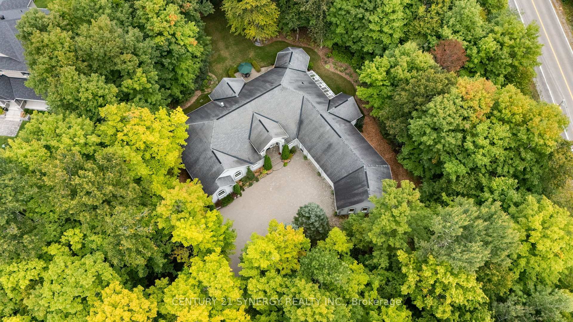 Photo 11 of 5732 Queenscourt Crescent, Ottawa, Manotick East to Manotick Station — HOMEH