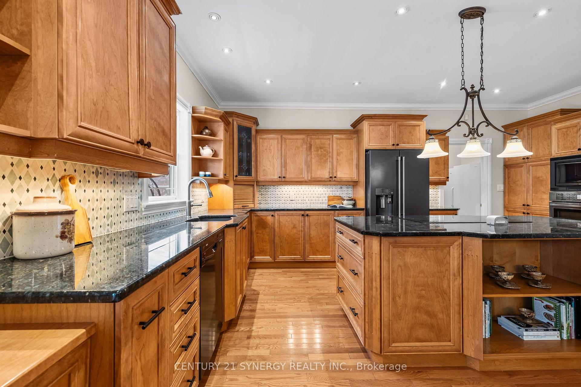 Photo 26 of 5732 Queenscourt Crescent, Ottawa, Manotick East to Manotick Station — HOMEH