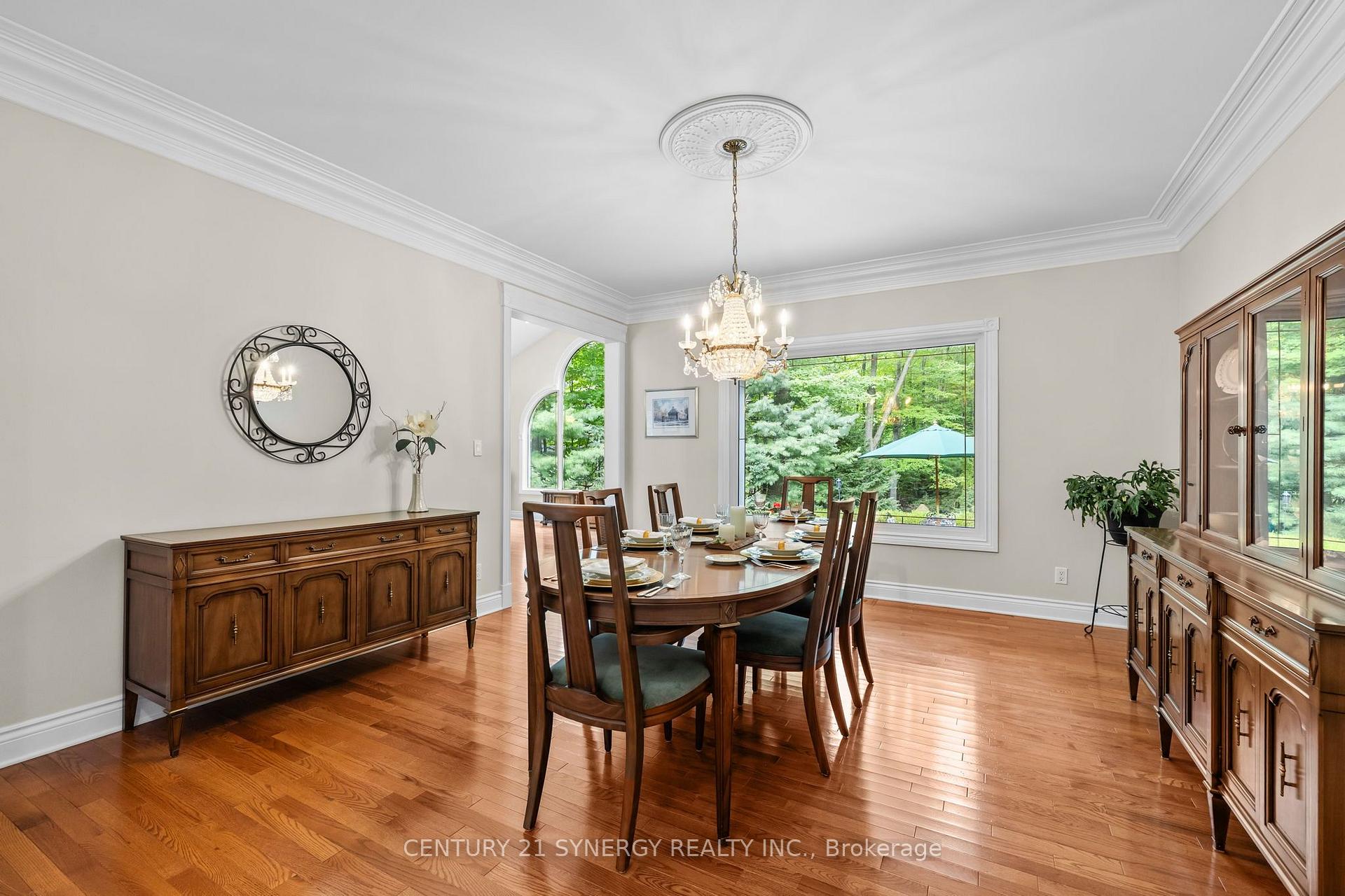 Photo 10 of 5732 Queenscourt Crescent, Ottawa, Manotick East to Manotick Station — HOMEH