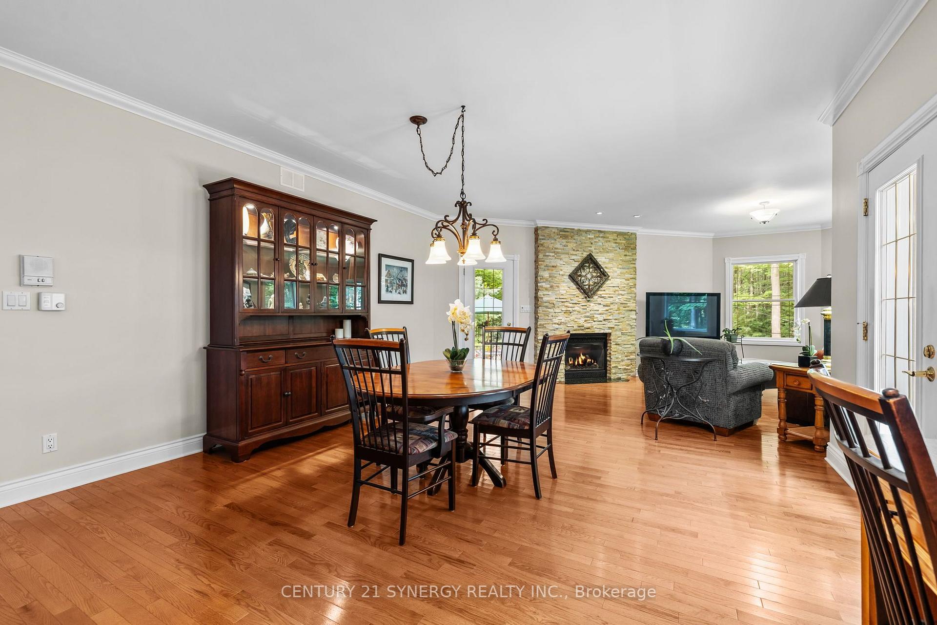Photo 13 of 5732 Queenscourt Crescent, Ottawa, Manotick East to Manotick Station — HOMEH