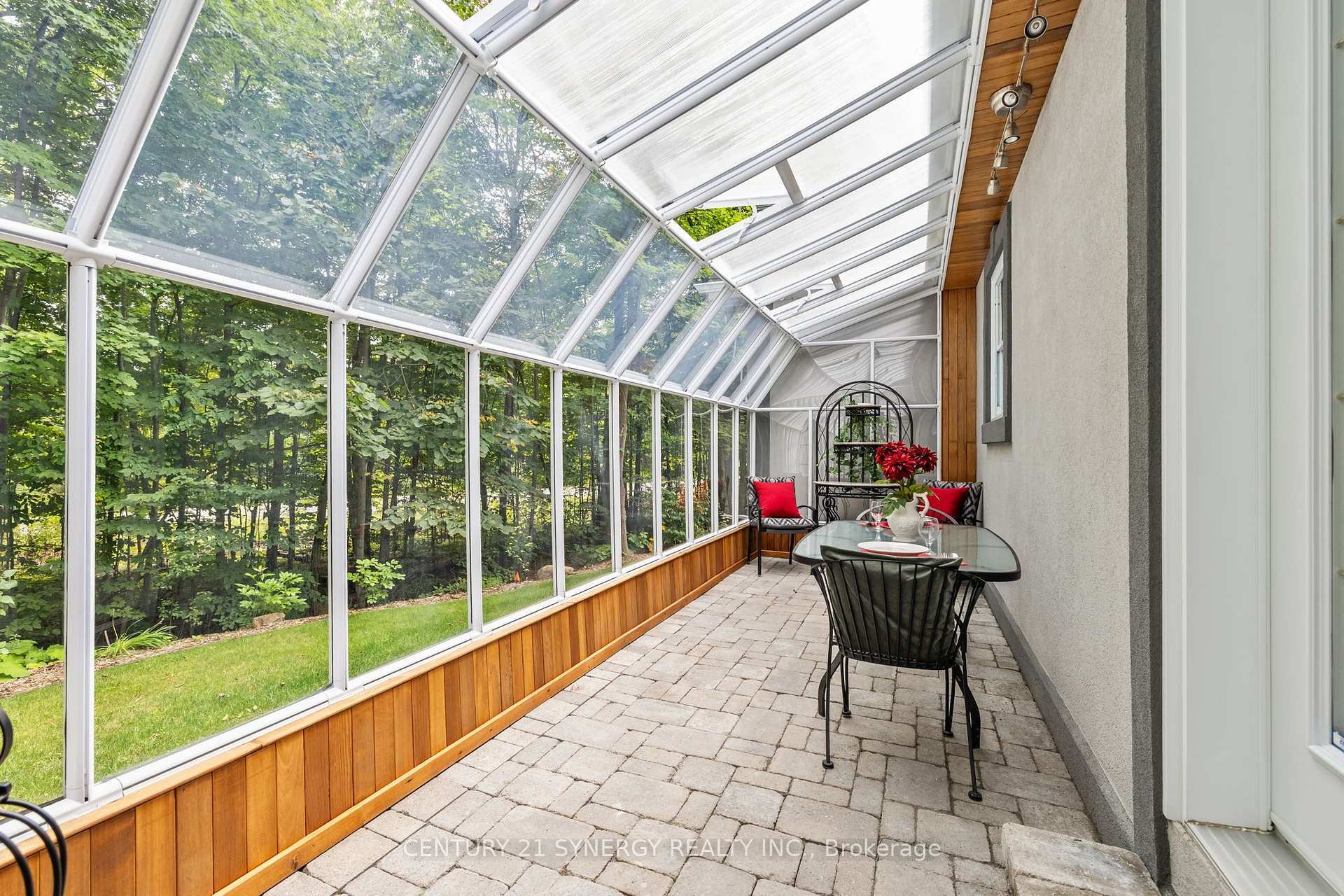 Photo 16 of 5732 Queenscourt Crescent, Ottawa, Manotick East to Manotick Station — HOMEH