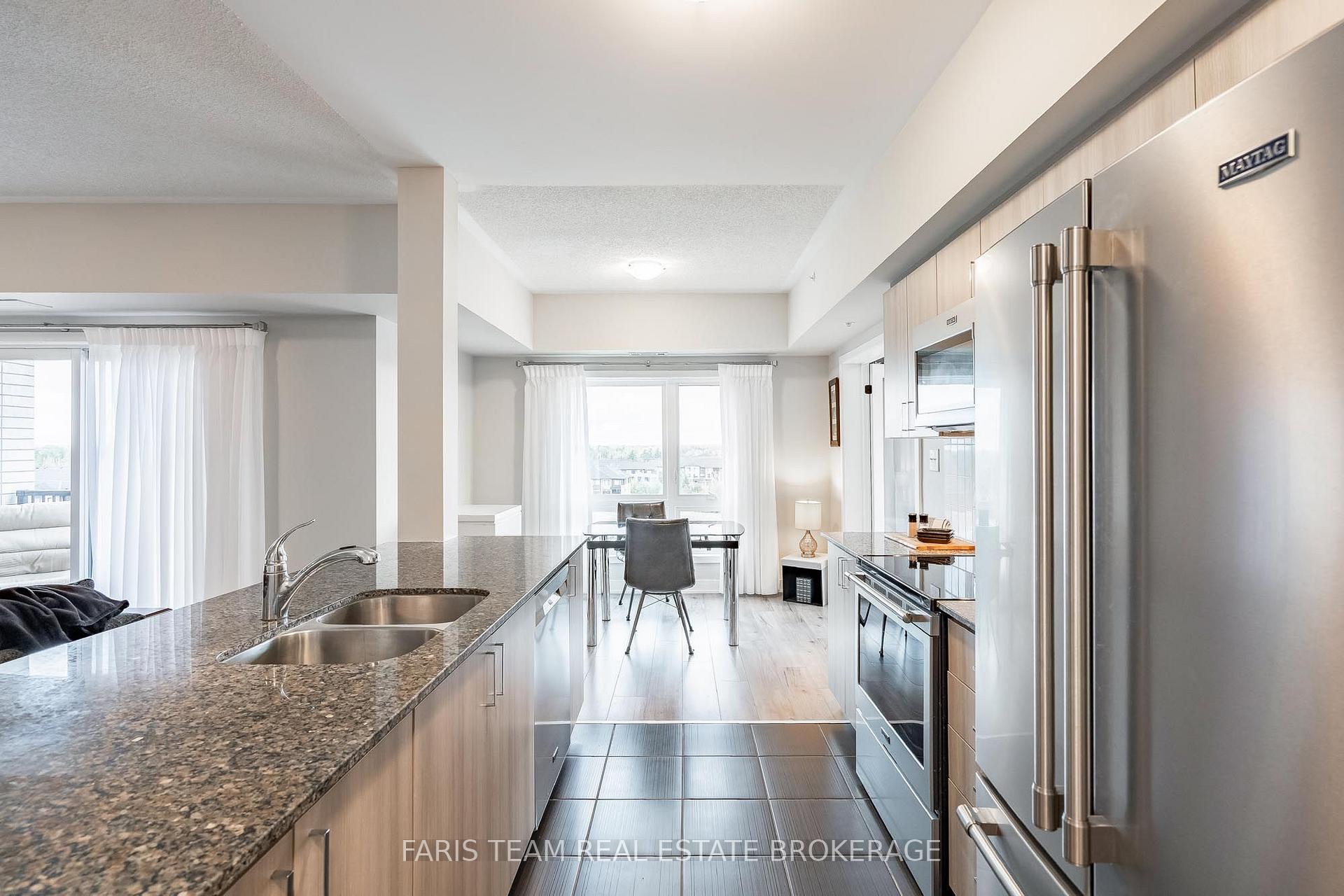 Photo 11 of Unit 402, 4 Spice Way, Barrie, Rural Barrie Southeast — HOMEH