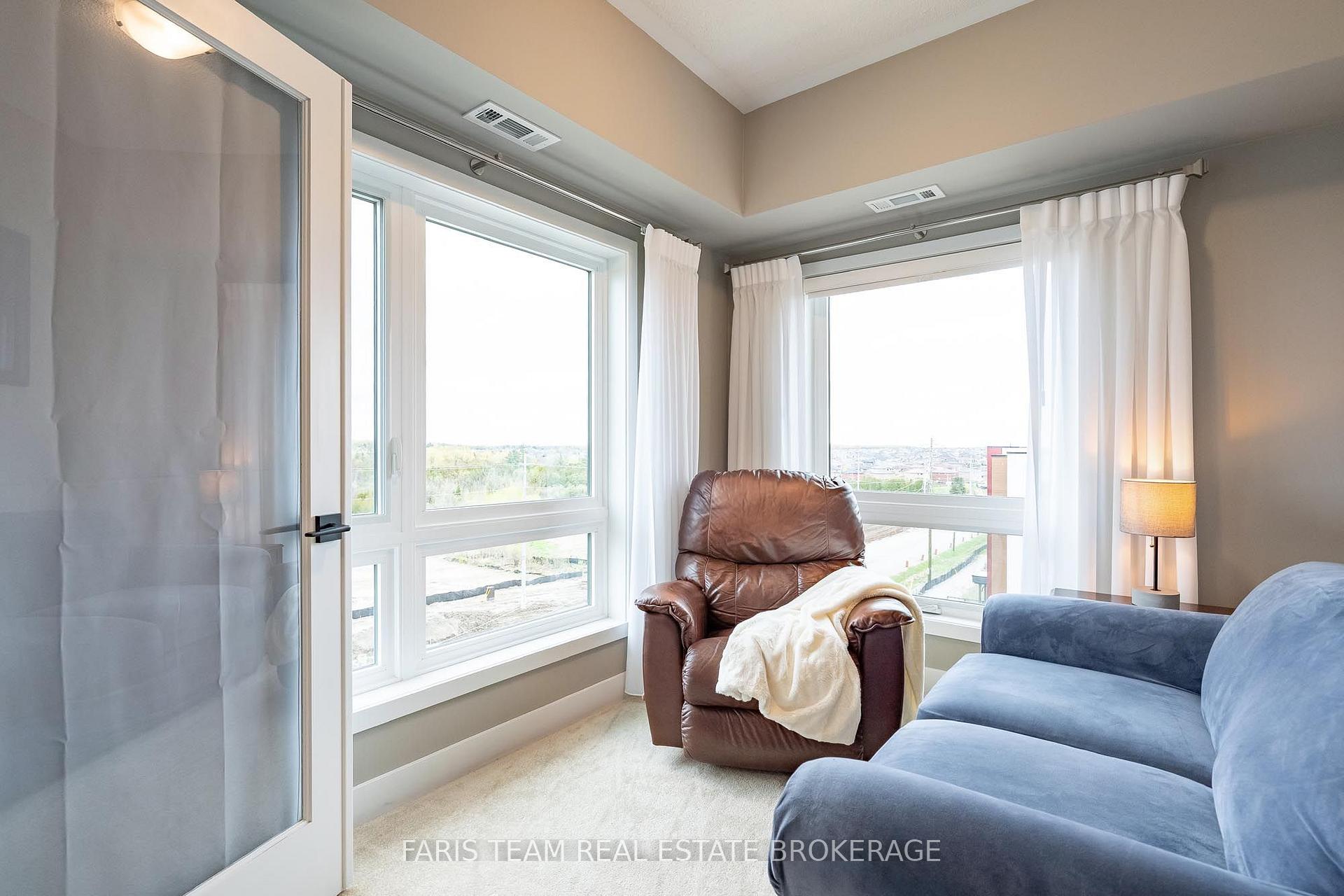 Photo 17 of Unit 402, 4 Spice Way, Barrie, Rural Barrie Southeast — HOMEH