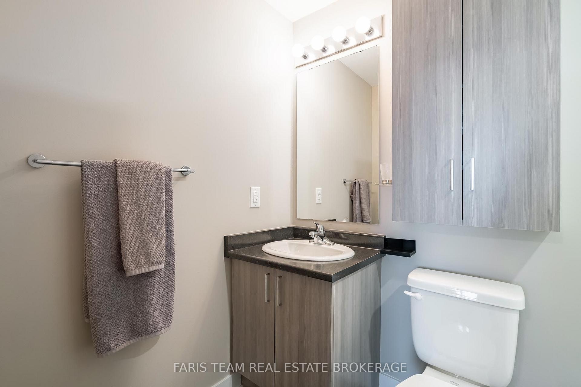 Photo 21 of Unit 402, 4 Spice Way, Barrie, Rural Barrie Southeast — HOMEH