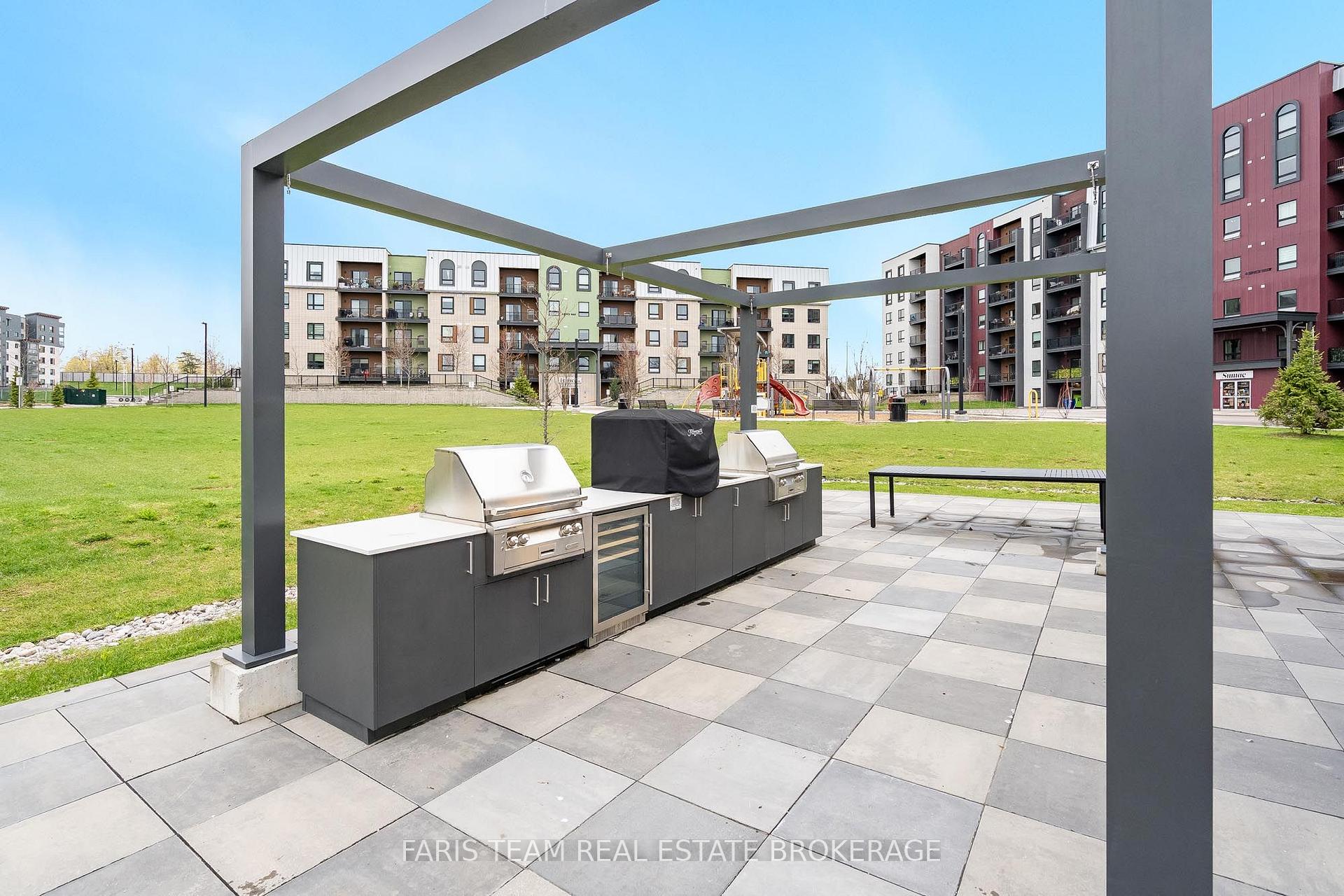 Photo 30 of Unit 402, 4 Spice Way, Barrie, Rural Barrie Southeast — HOMEH