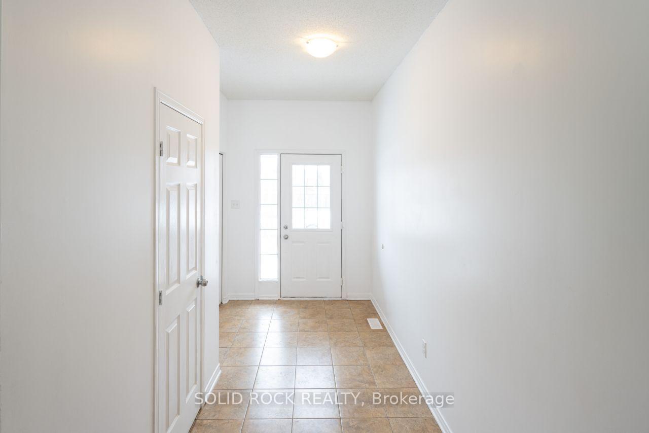Photo 3 of 314 Amici Terrace, Ottawa, Kanata - Emerald Meadows/Trailwest — HOMEH