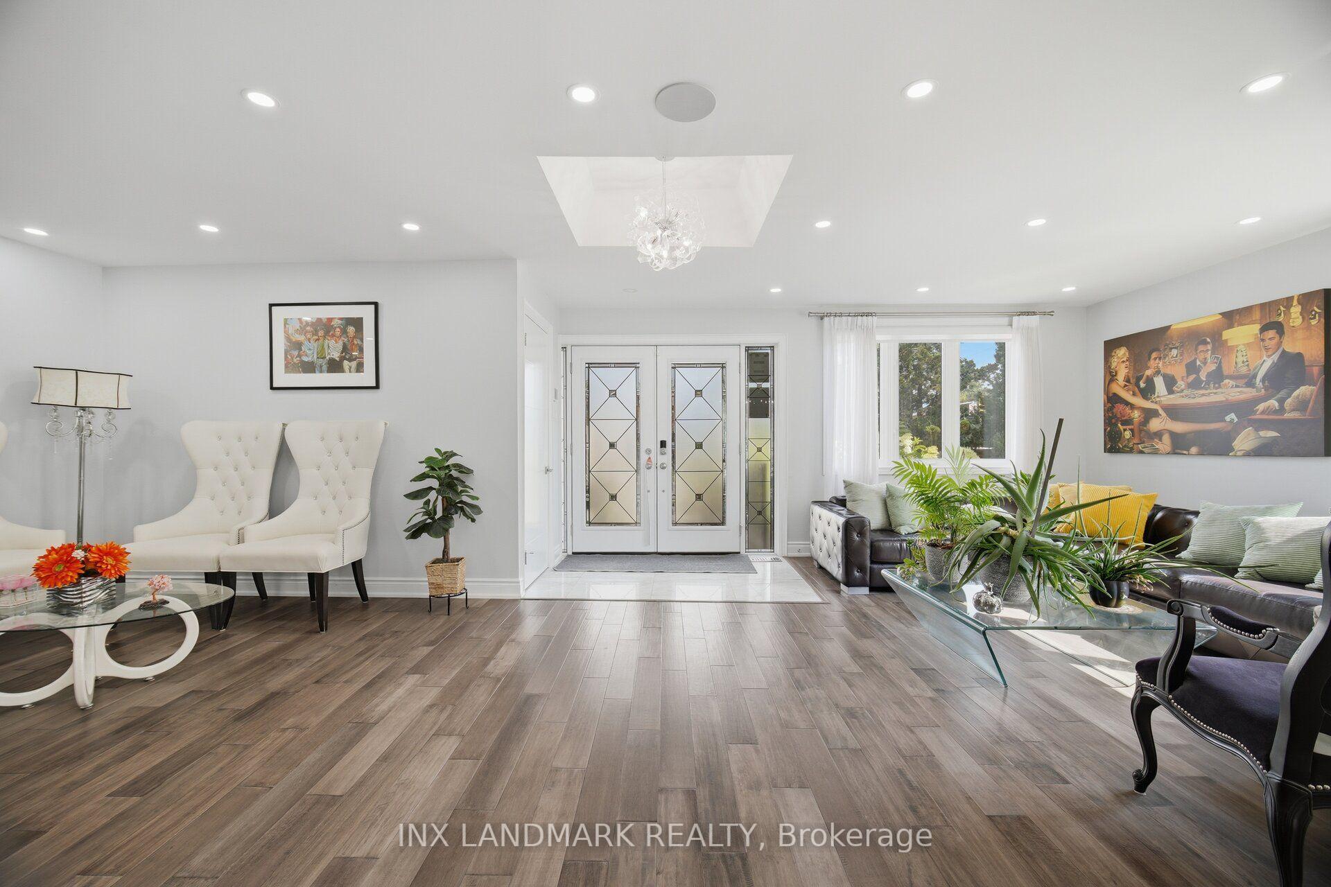 Photo 5 of 1497 Bancroft Drive, Mississauga, East Credit — HOMEH