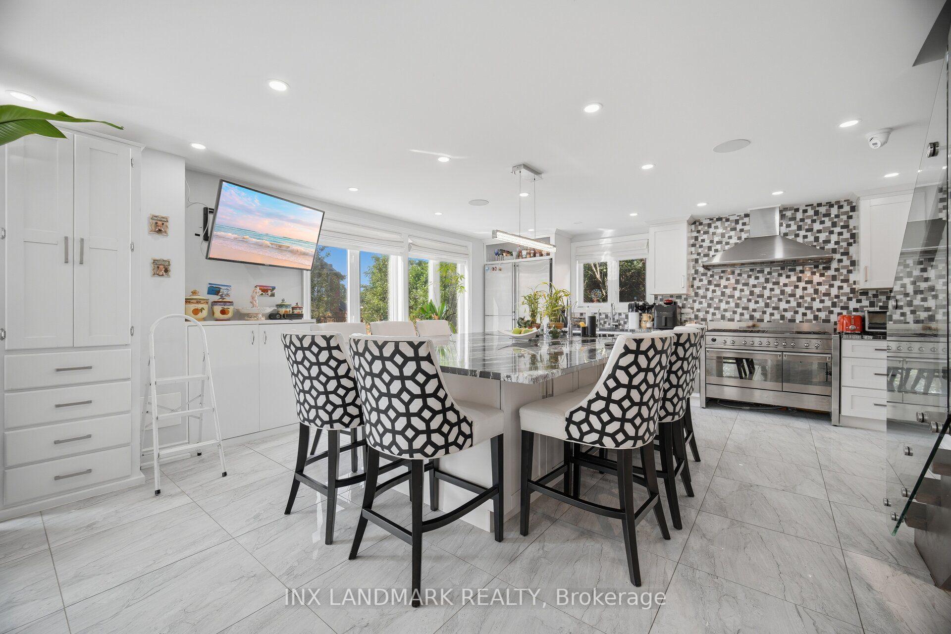 Photo 11 of 1497 Bancroft Drive, Mississauga, East Credit — HOMEH